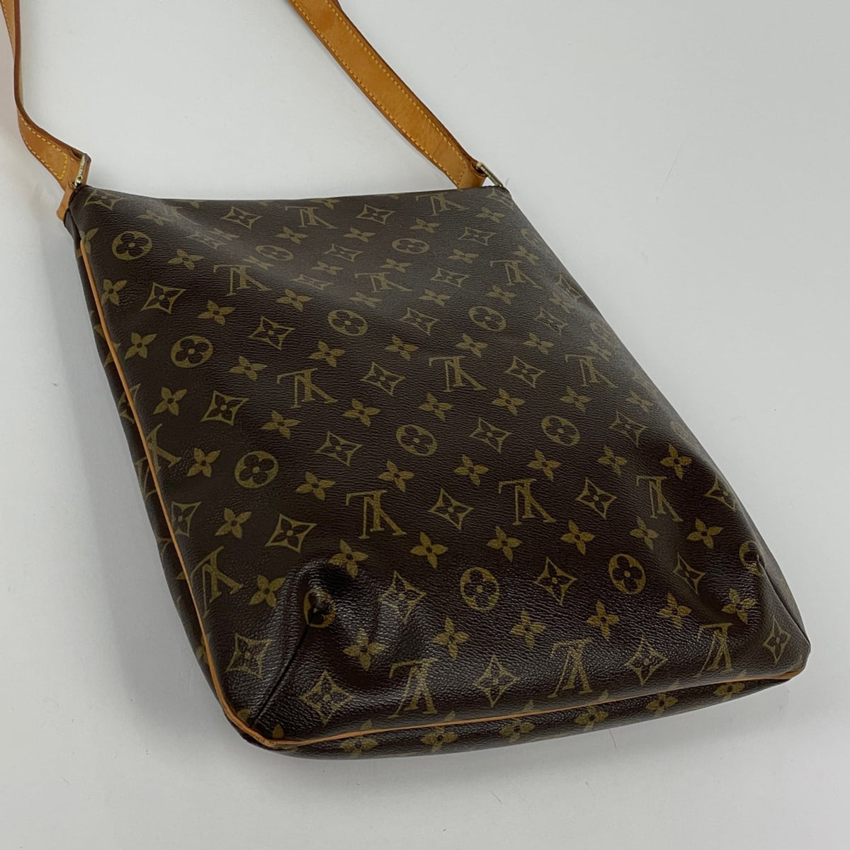 Louis Vuitton Monogram Brown Monogram Shoulder Bag (Pre-Owned)