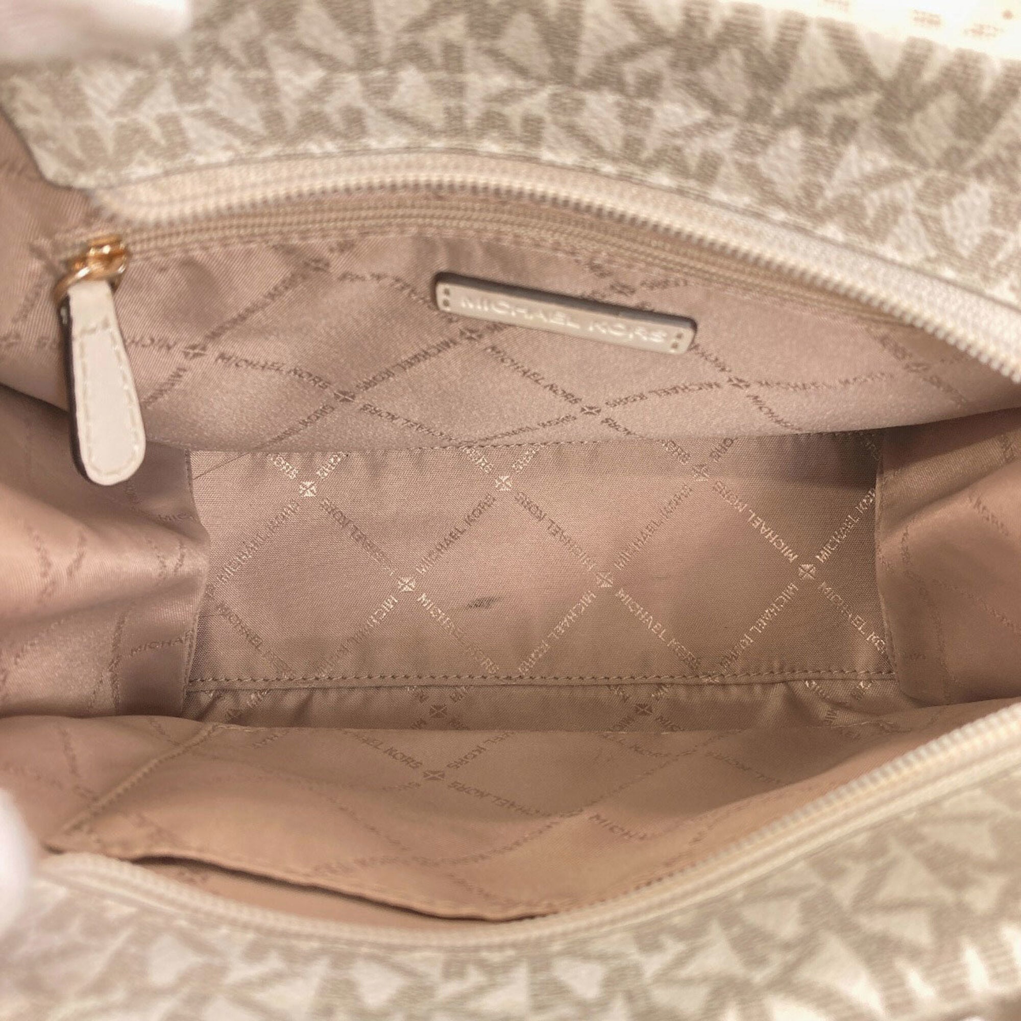 Michael Kors White Pvc Handbag (Pre-Owned)