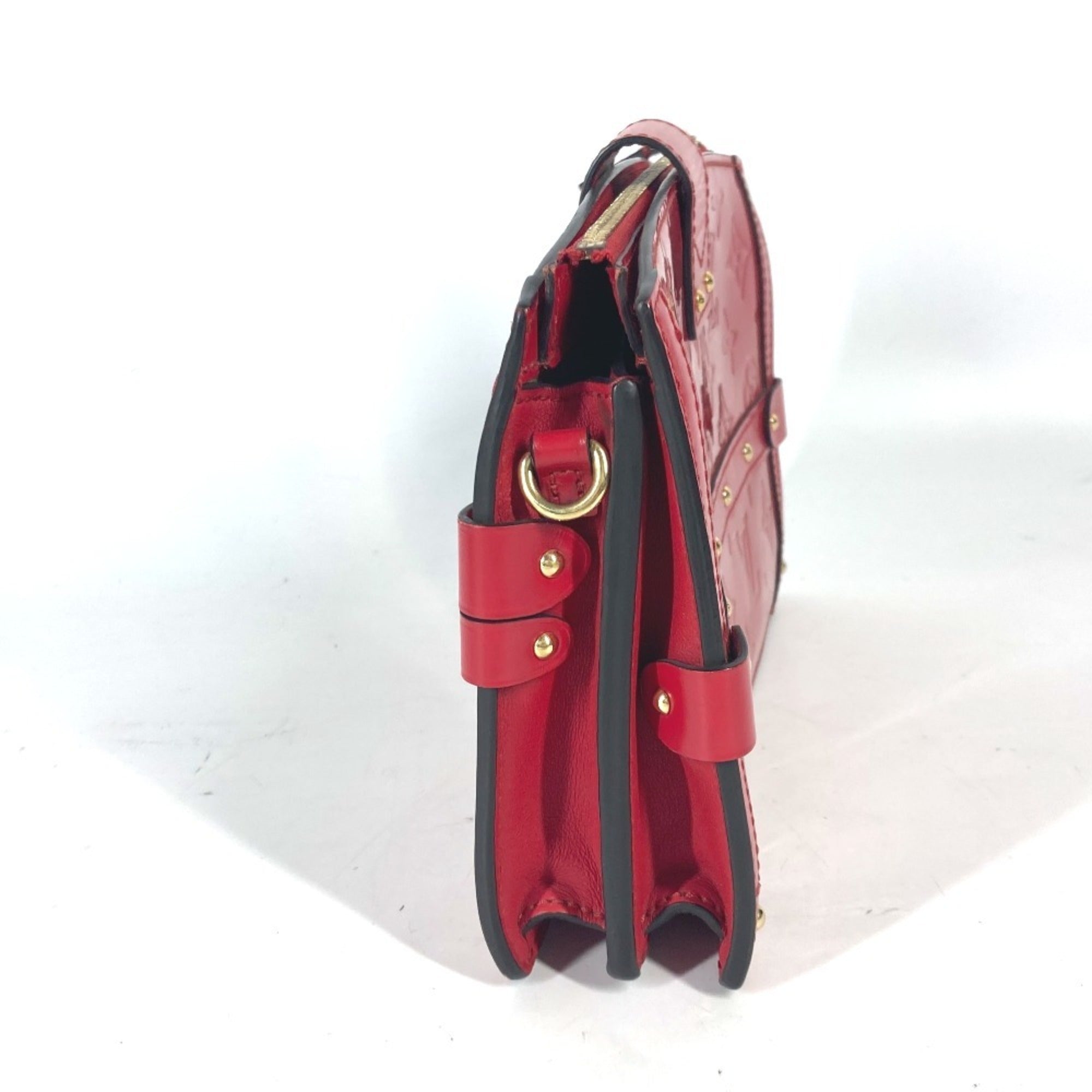Louis Vuitton Cerise Red Color Monogram Vernis Clutch Bag Shoulder Bag (Pre-Owned)