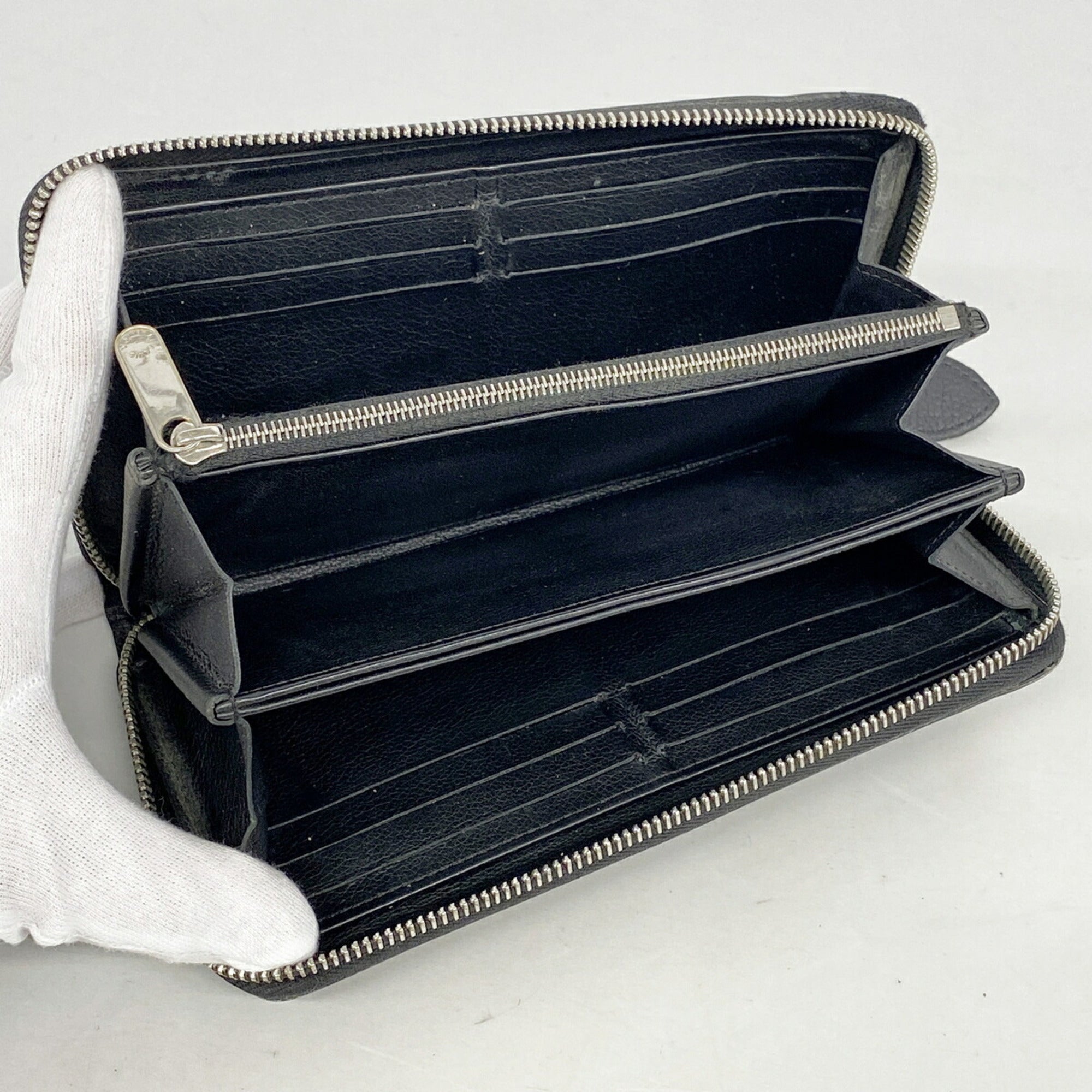 Louis Vuitton Noir Long Wallet (Bi-Fold) (Pre-Owned)