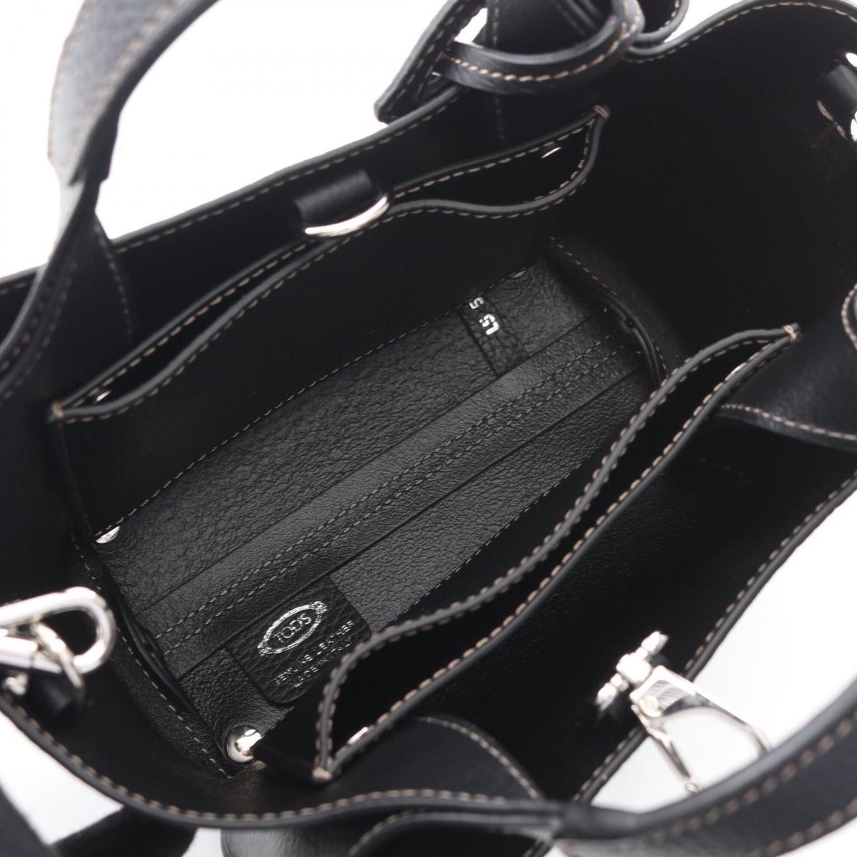 Tod's Black Leather Handbag (Pre-Owned)