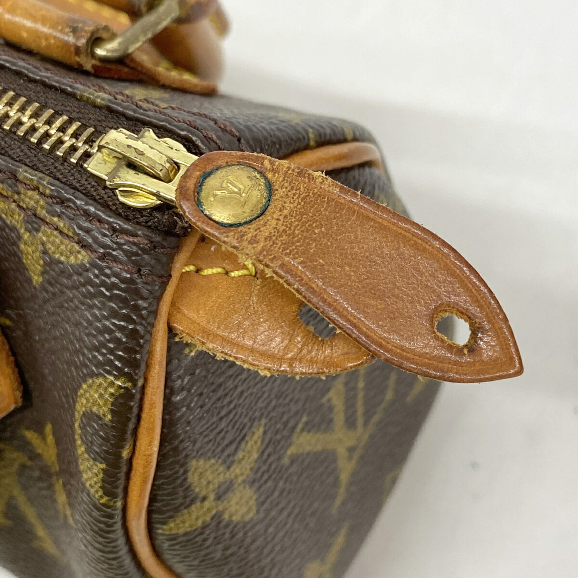 Louis Vuitton Brown Handbag (Pre-Owned)