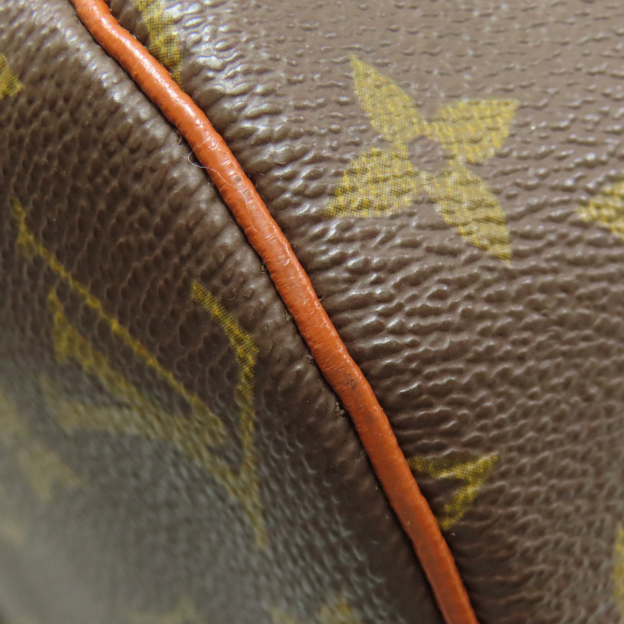 Louis Vuitton Brown Monogram Monogram Canvas Handbag (Pre-Owned)