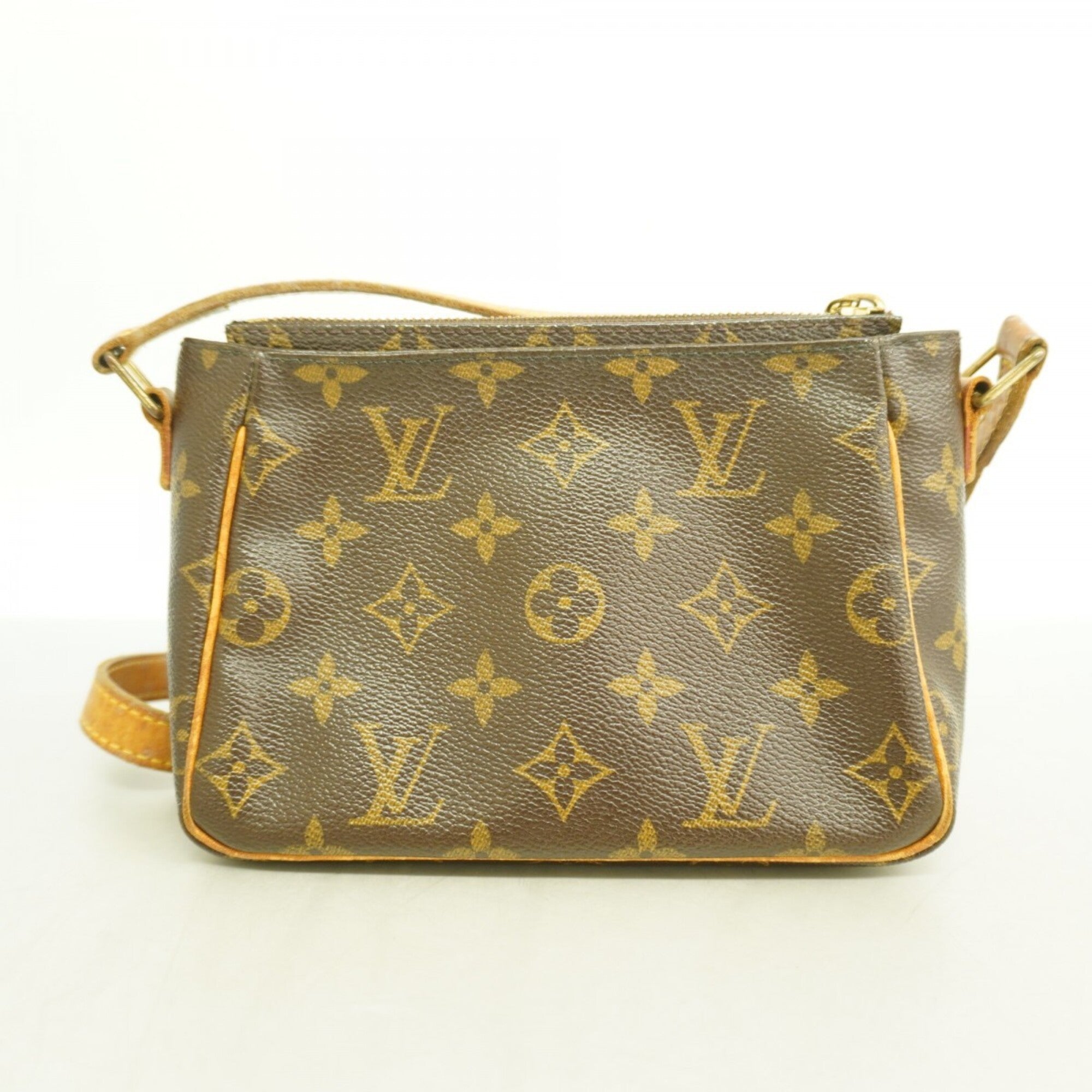 Louis Vuitton Brown Shoulder Bag (Pre-Owned)