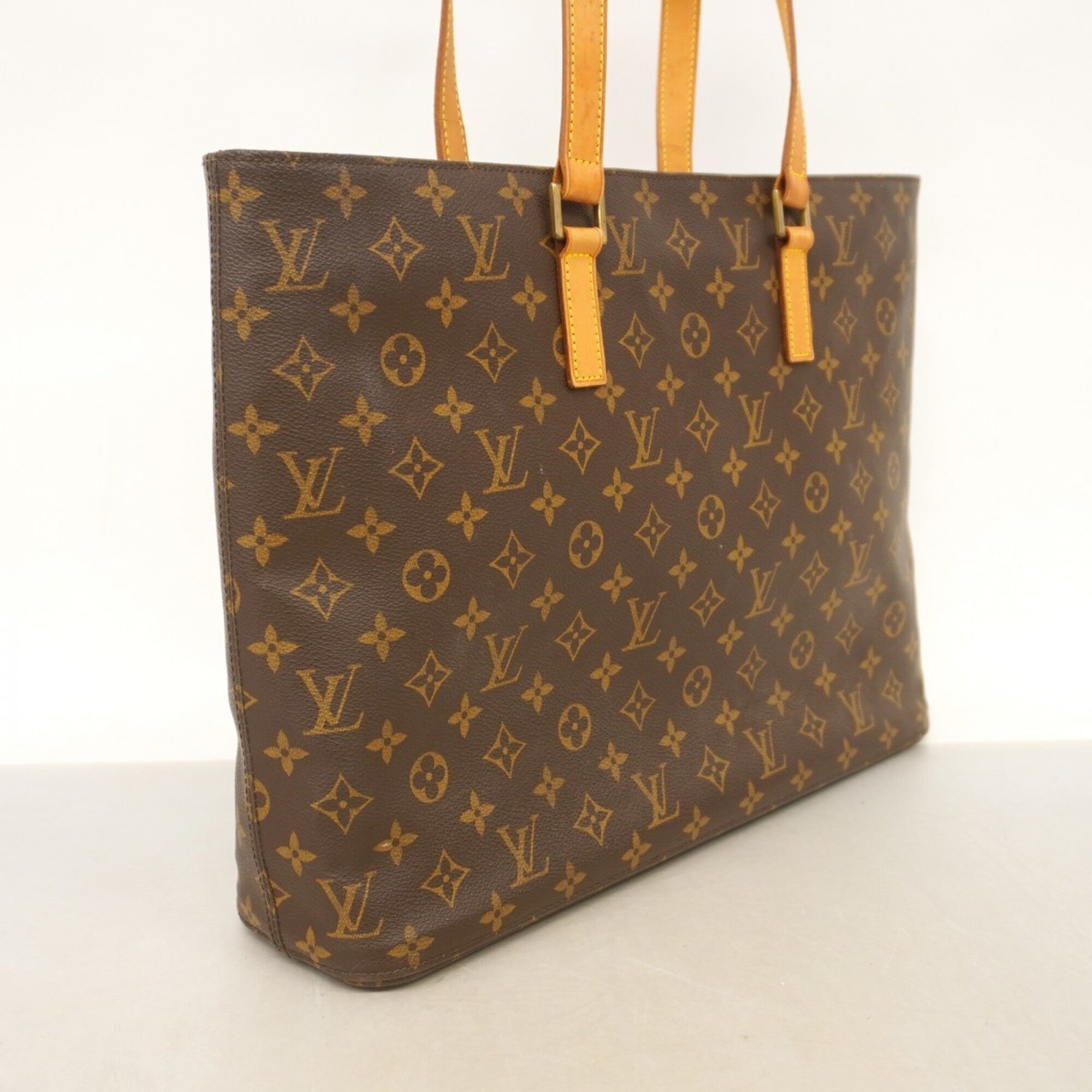 Louis Vuitton Brown Shoulder Bag (Pre-Owned)