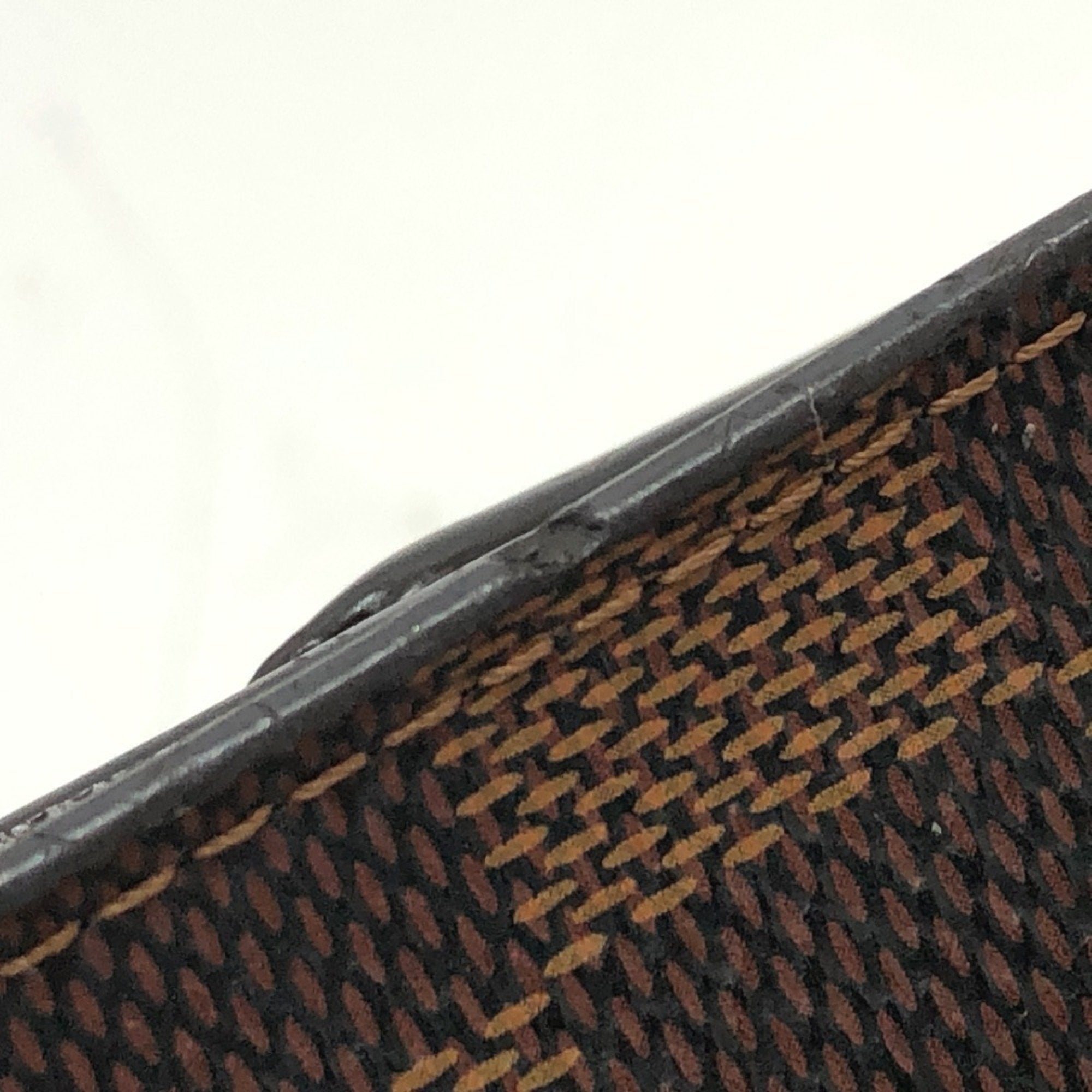 Louis Vuitton Damier Brown Damier Canvas Wallet (Bi-Fold) (Pre-Owned)