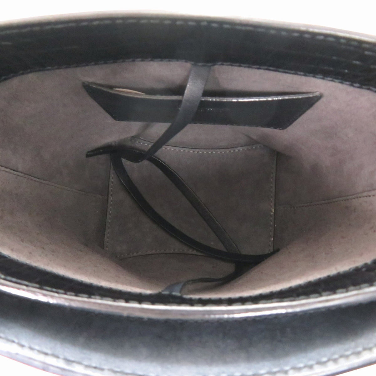 Jimmy Choo Black Leather Metal Handbag Shoulder Bag (Pre-Owned)