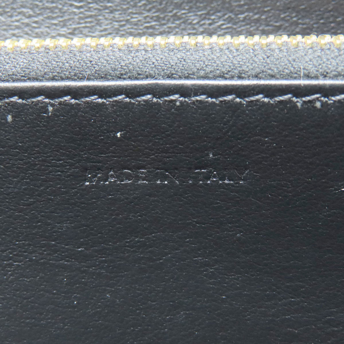 Celine Black Leather Long Wallet (Bi-Fold) (Pre-Owned)