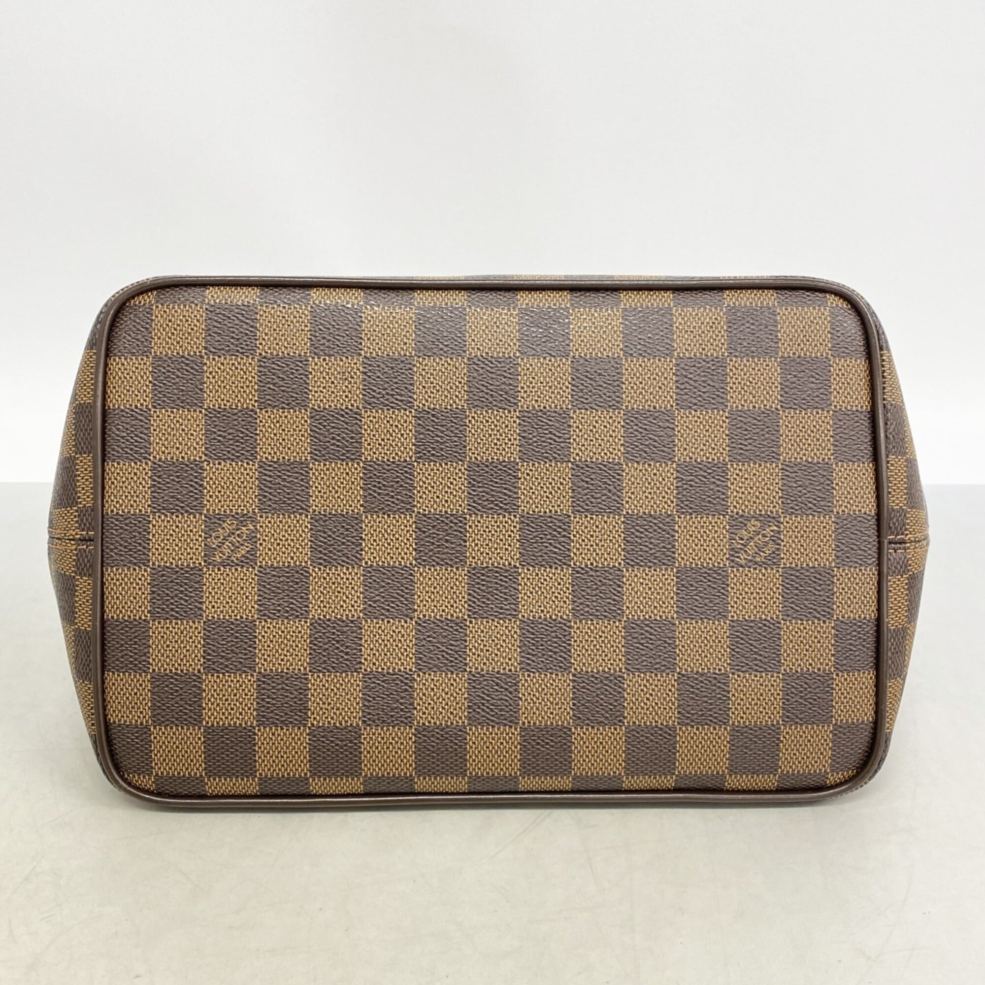 Louis Vuitton Ebene Handbag (Pre-Owned)