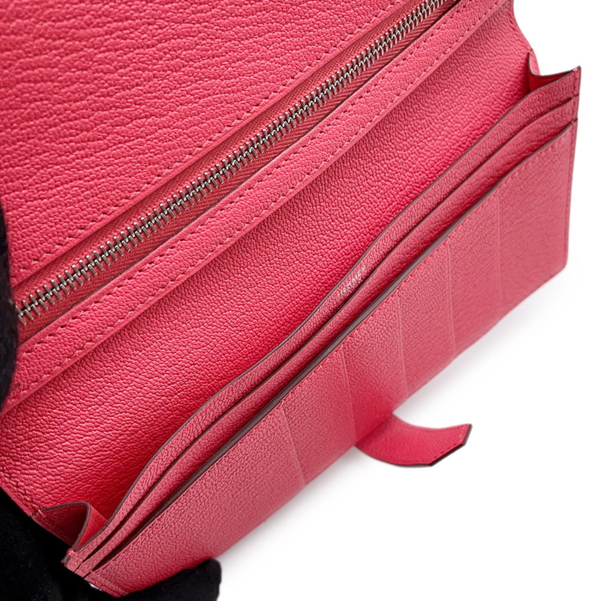 Hermes Rose Azalee Chevre Myzore Leather Long Wallet (Bi-Fold) (Pre-Owned)