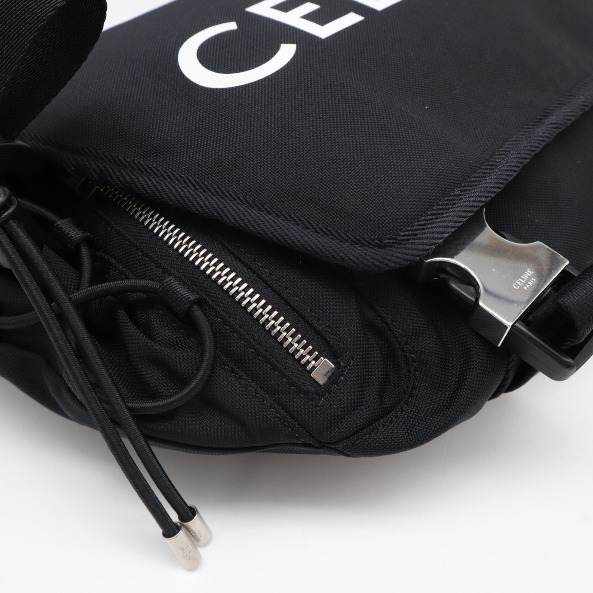 Celine Black Nylon Messenger Bag Shoulder Bag (Pre-Owned)