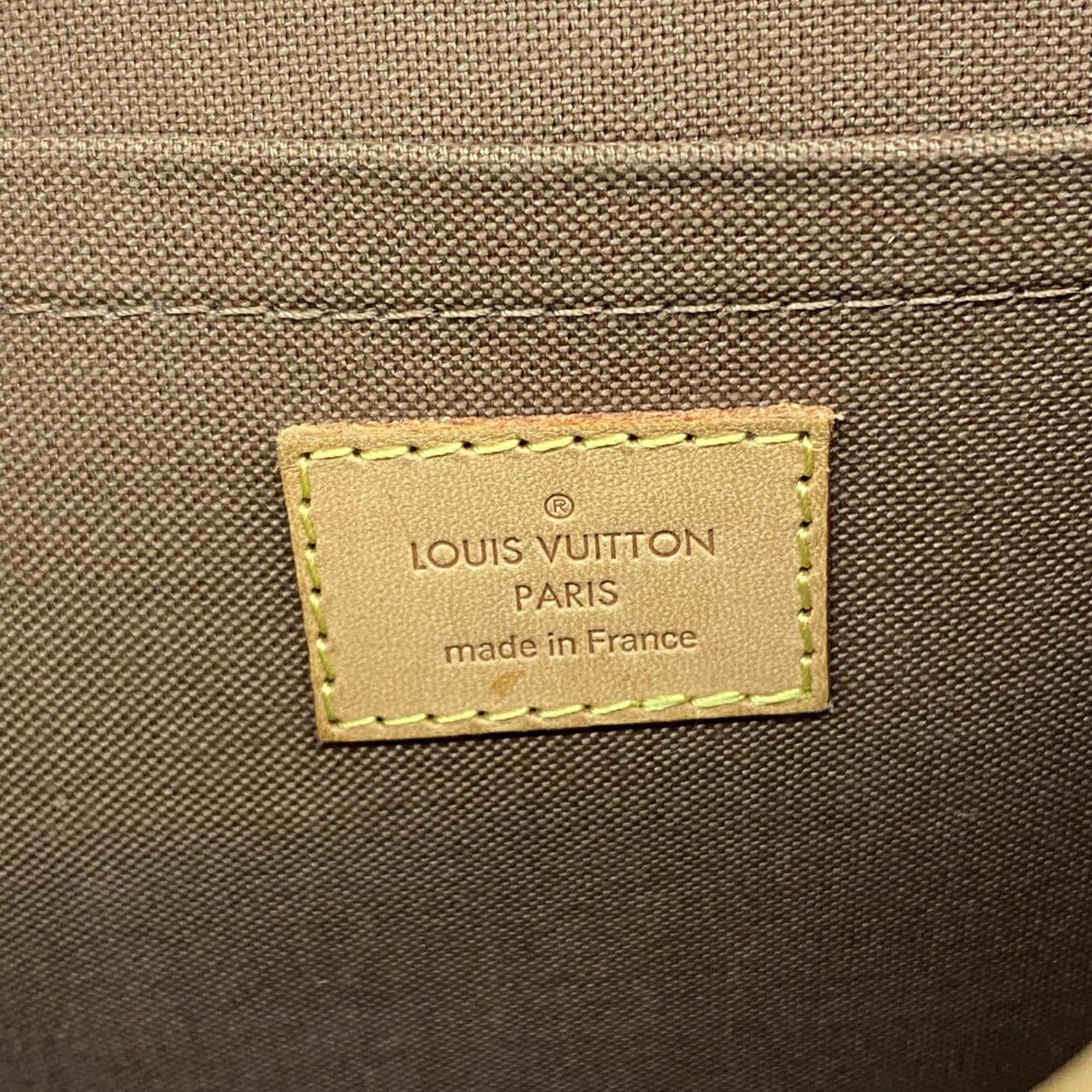 Louis Vuitton Brown Shoulder Bag (Pre-Owned)