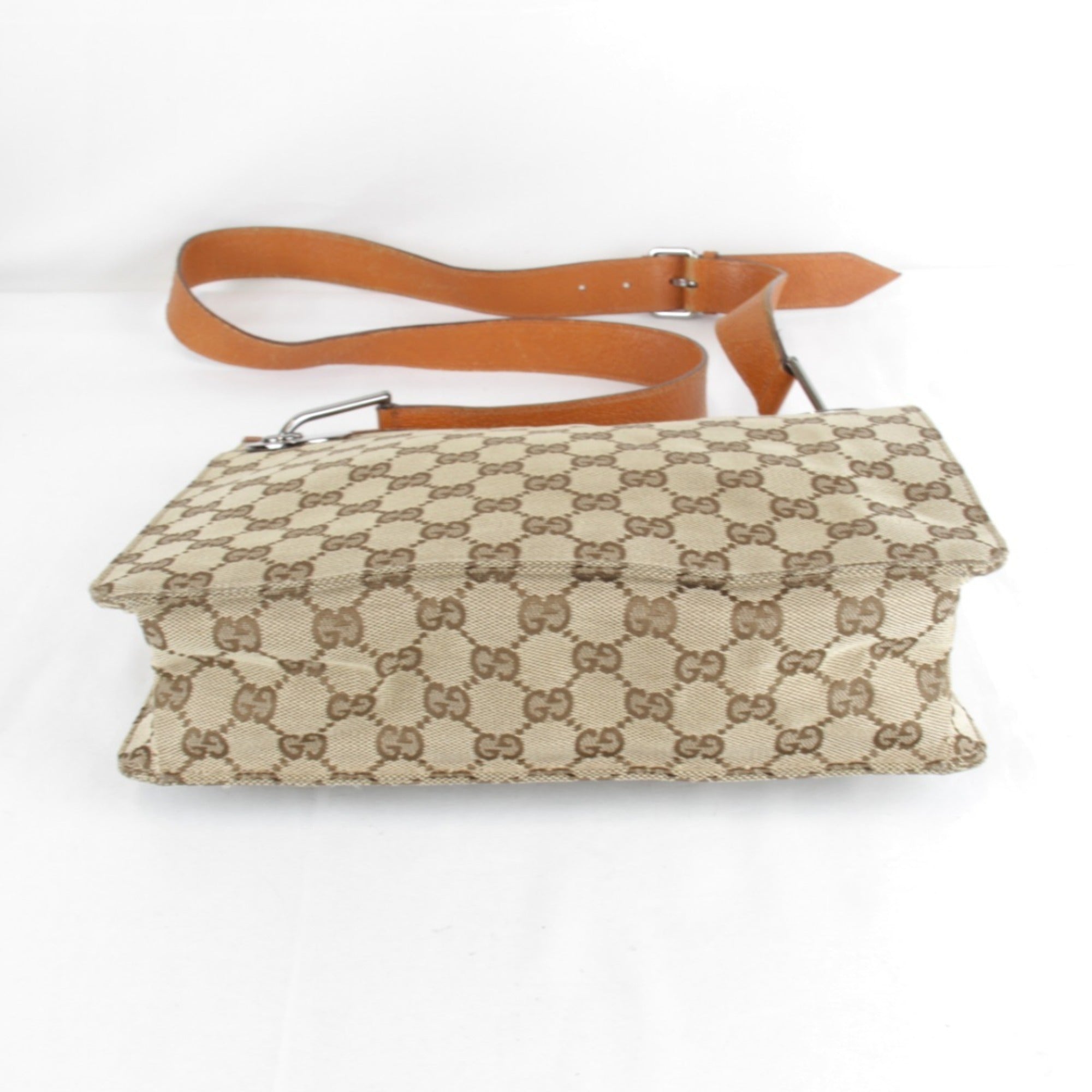 Gucci Gg Canvas Orange Gg Canvas Shoulder Bag (Pre-Owned)
