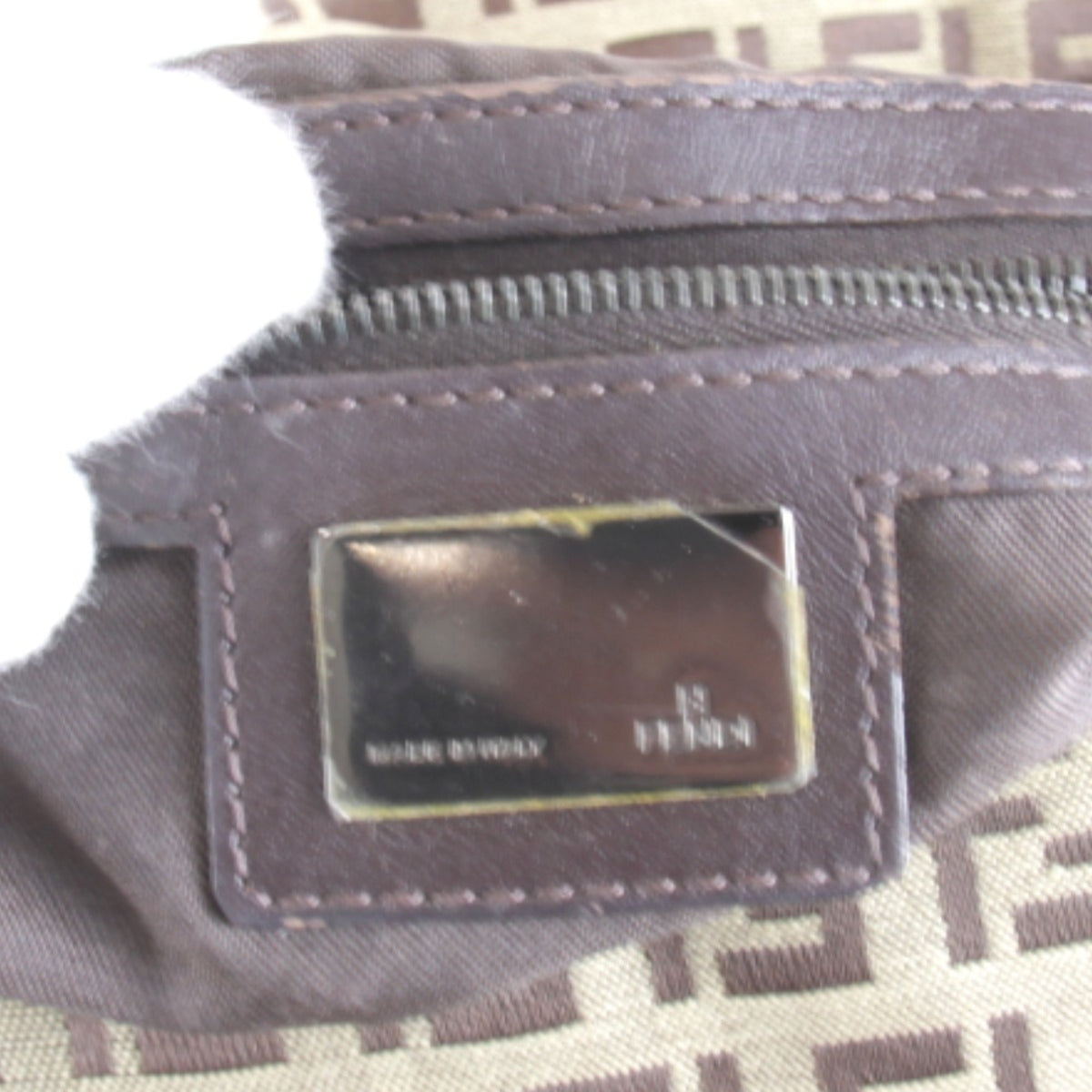 Fendi Beige Zucchino Shoulder Bag (Pre-Owned)