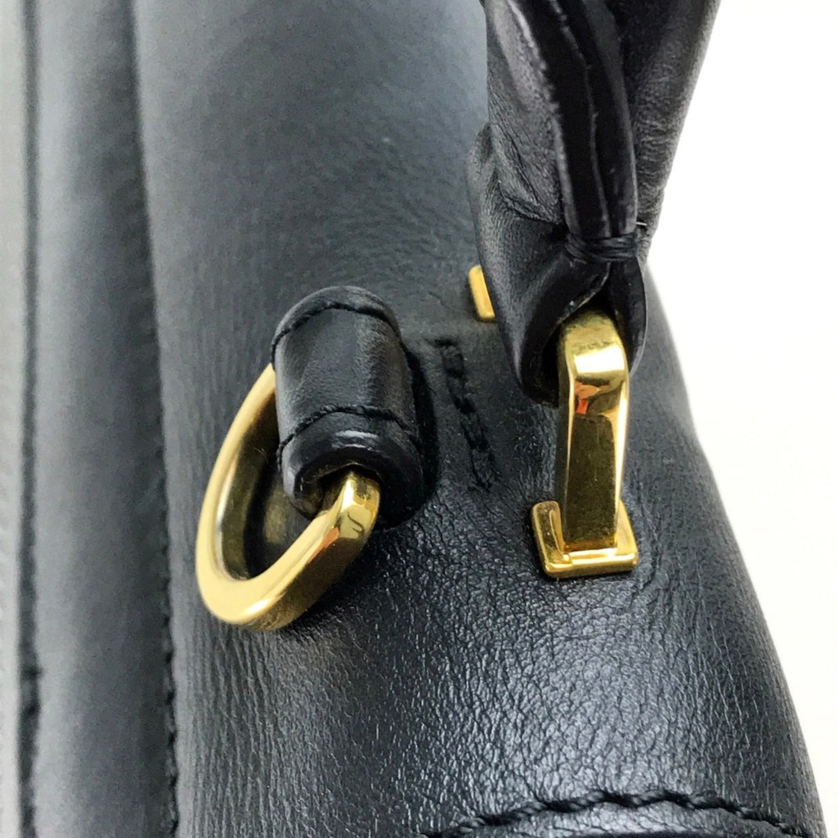 Celine Black Leather Shoulder Bag (Pre-Owned)