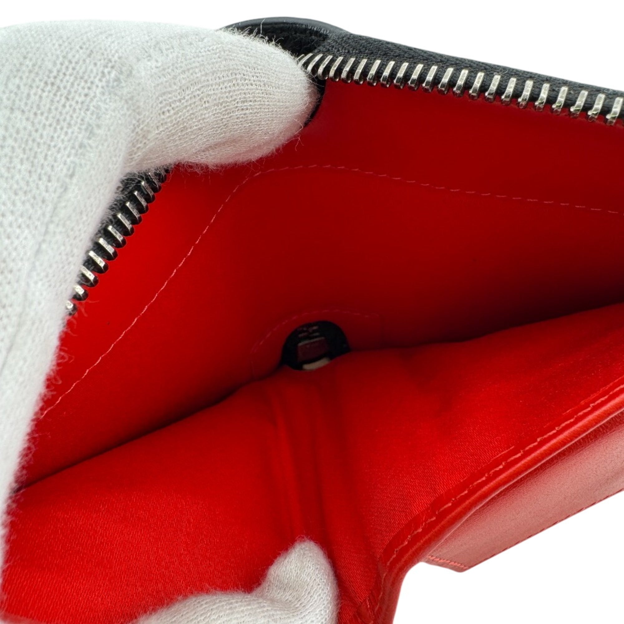 Christian Louboutin Black Leather Wallet (Bi-Fold) (Pre-Owned)