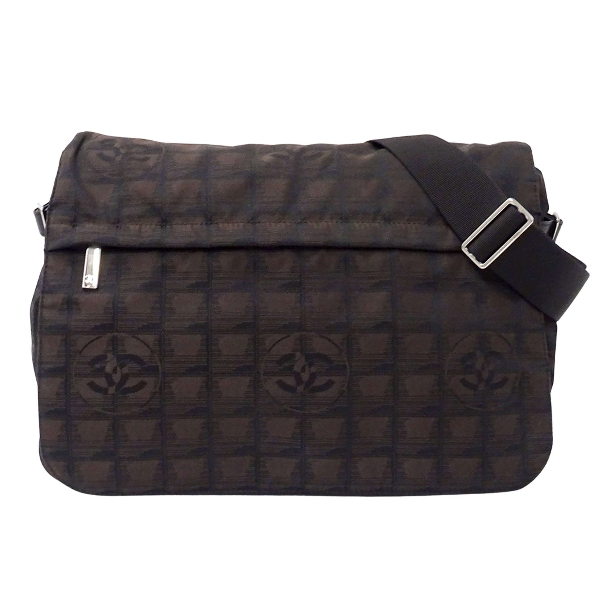 Chanel Brown Nylon Handbag Messenger Bag Shoulder Bag (Pre-Owned)