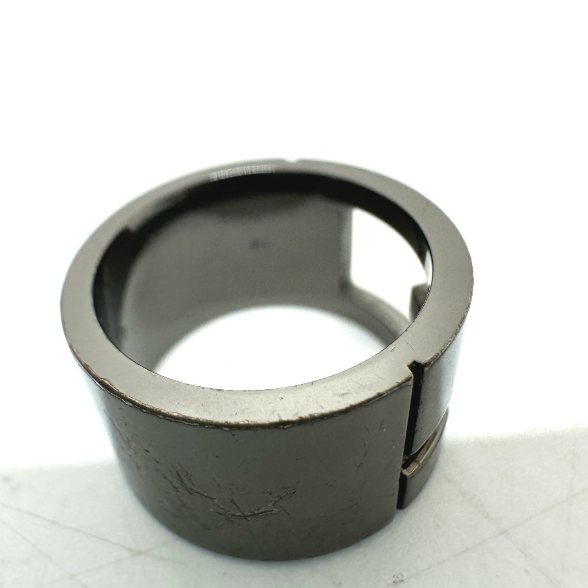 Gucci Silver Black Metal Band Ring (Pre-Owned)