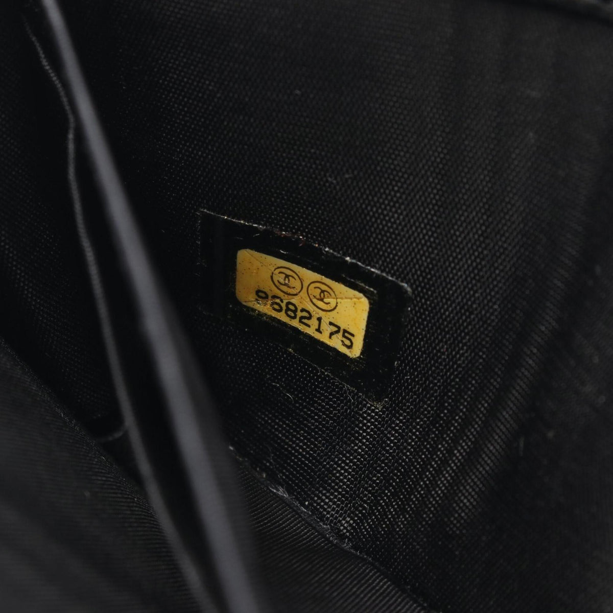 Chanel Black Grained Calfskin Long Wallet (Bi-Fold) (Pre-Owned)