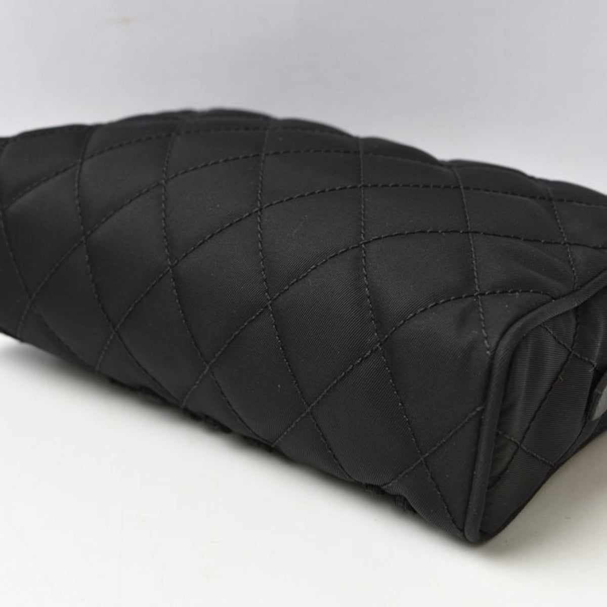Prada Black Nero Nylon Pouch (Pre-Owned)