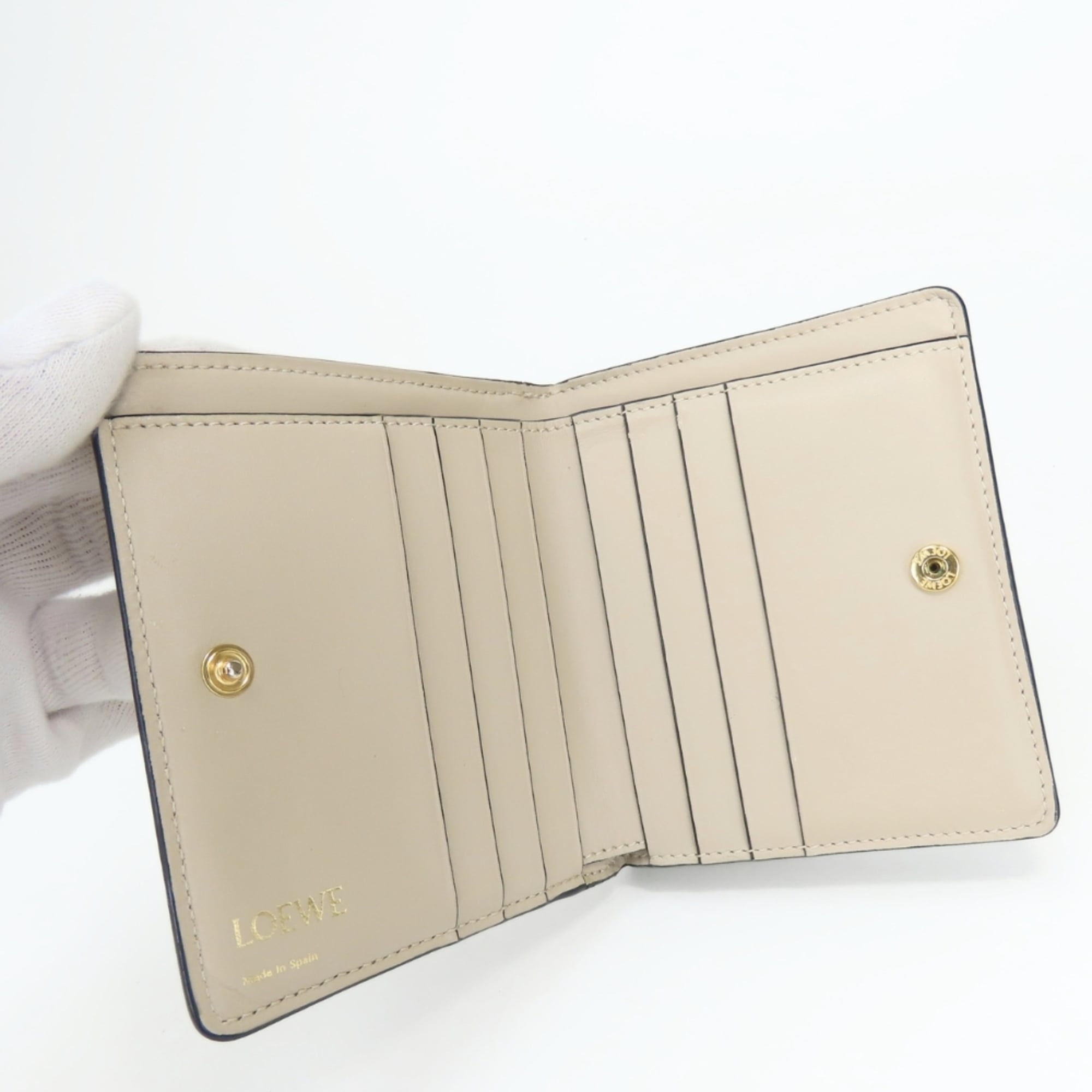 Loewe Grayish Leather Wallet (Bi-Fold) (Pre-Owned)