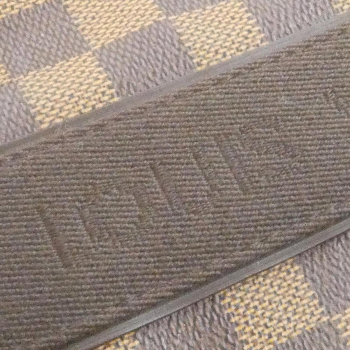 Louis Vuitton Damier Damier Canvas Ebene Damier Canvas Handbag (Pre-Owned)