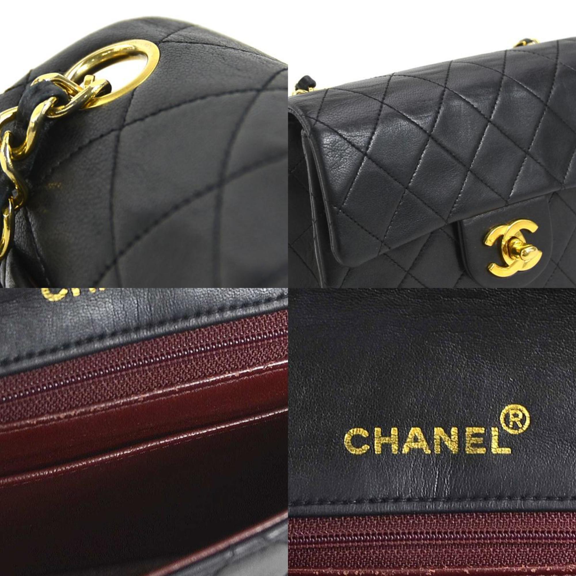 Chanel Black Leather Shoulder Bag (Pre-Owned)
