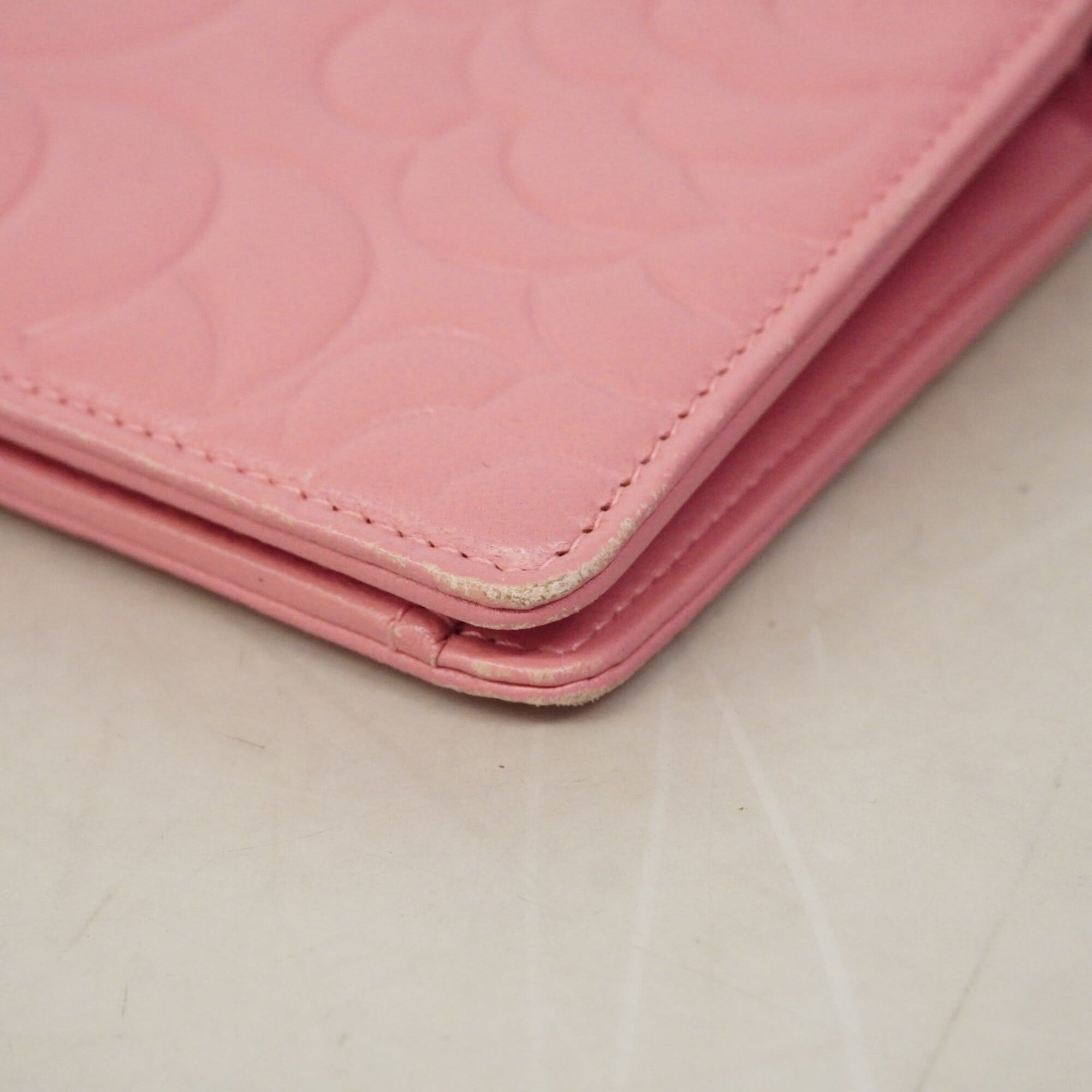 Chanel Pink Leather Long Wallet (Bi-Fold) (Pre-Owned)