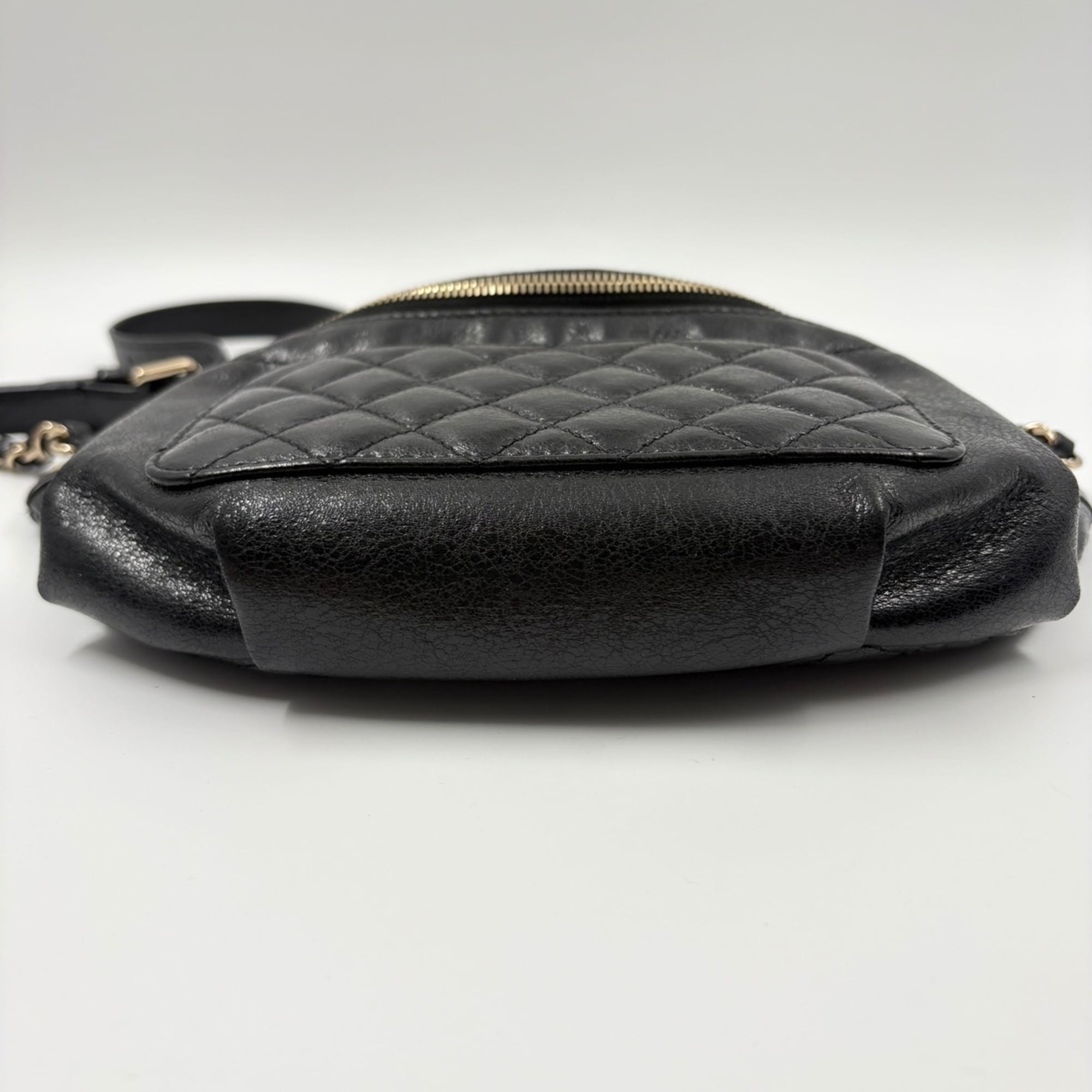 Chanel Matelasse Black Sling Bag (Pre-Owned)