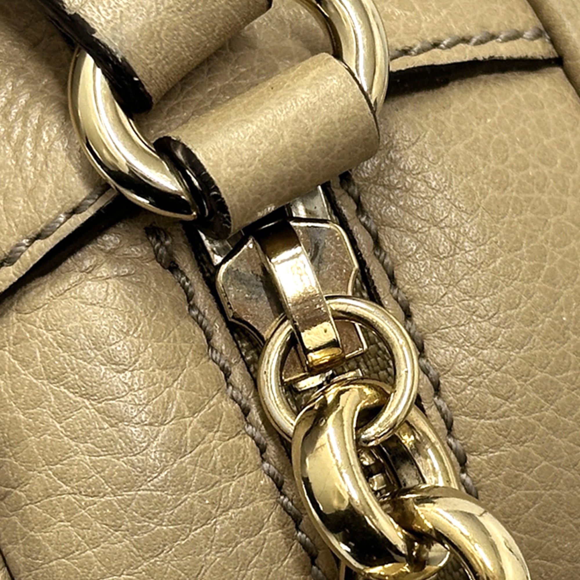Gucci Beige Leather Handbag Shoulder Bag (Pre-Owned)