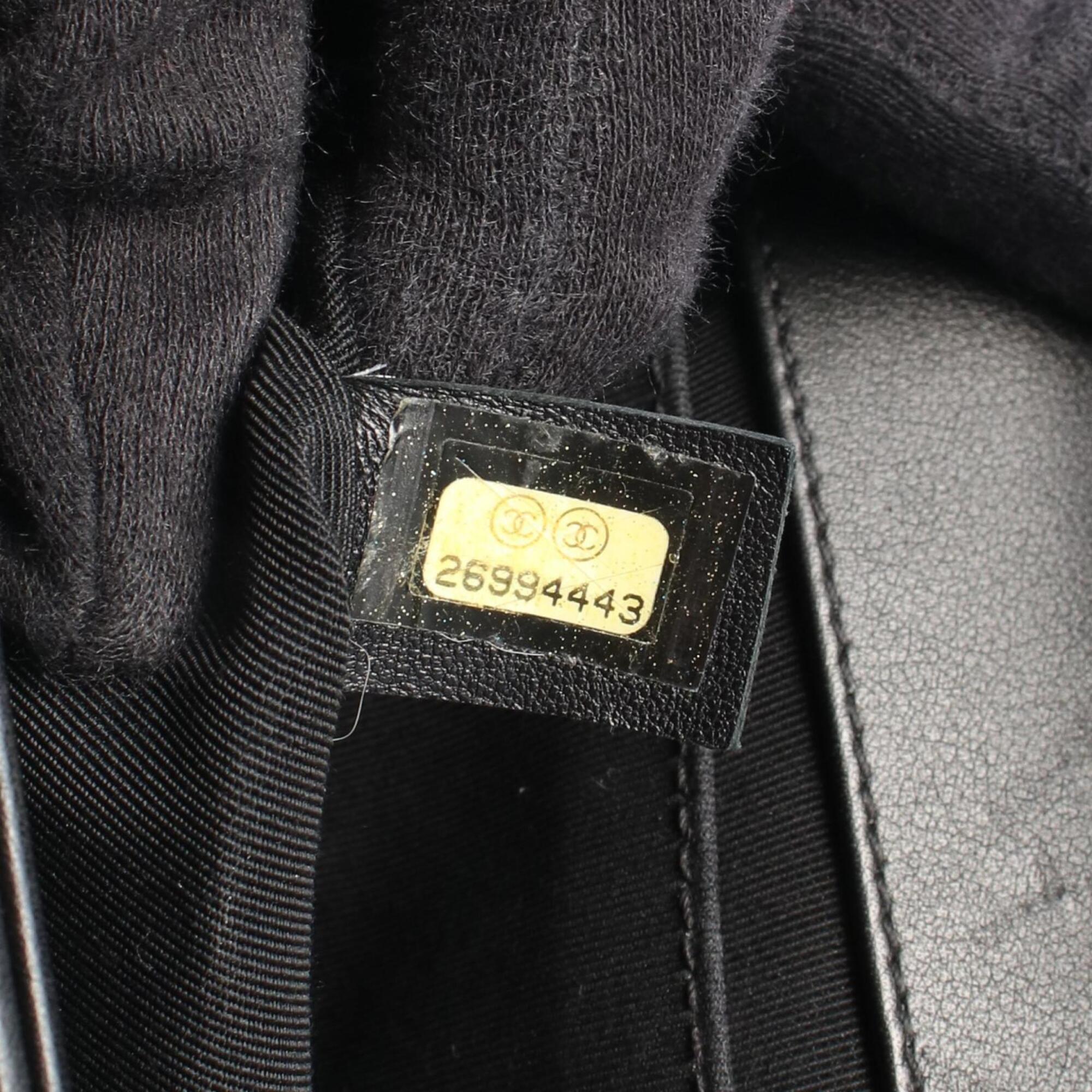 Chanel Black Leather Handbag Shoulder Bag (Pre-Owned)