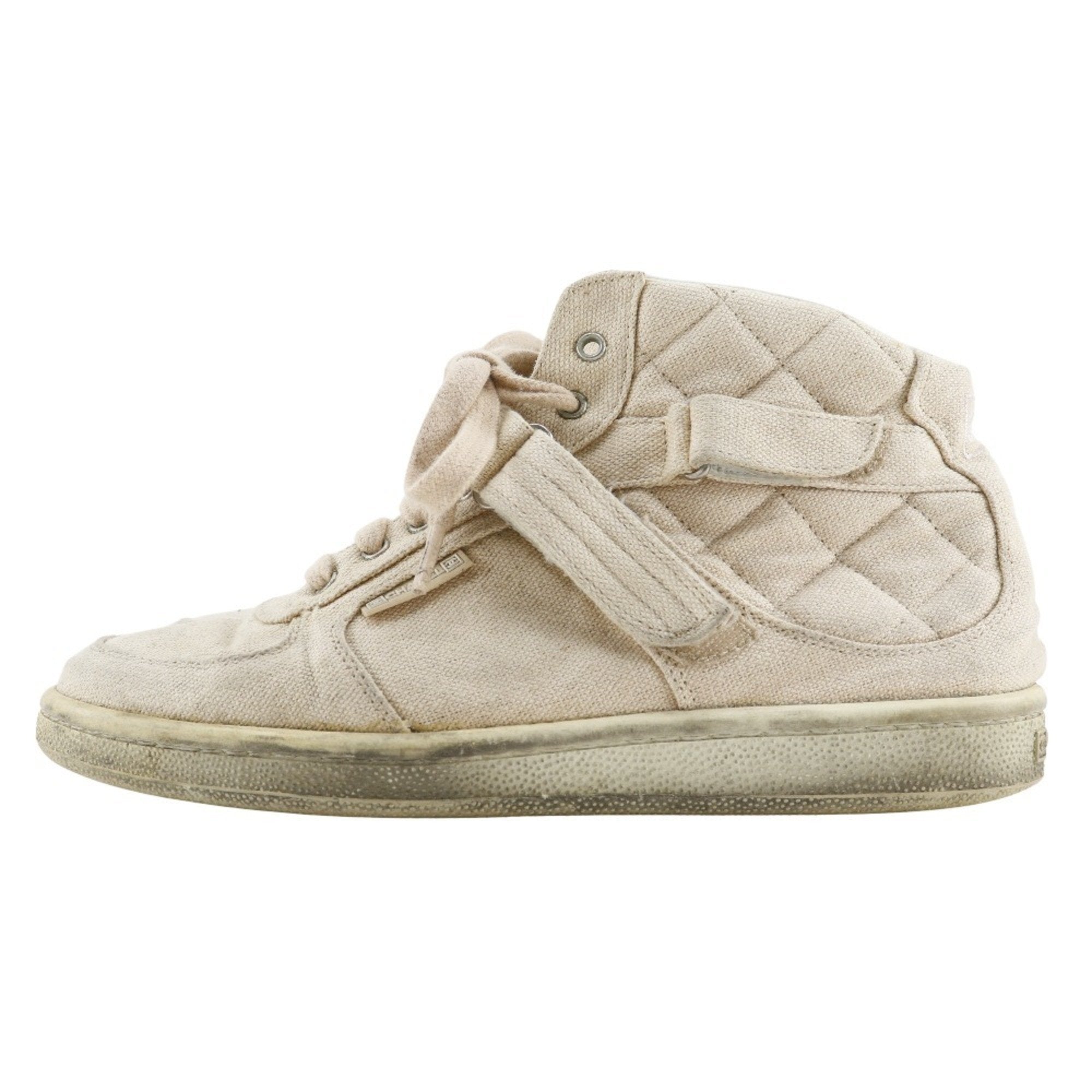 Chanel Beige Sneakers (Pre-Owned)