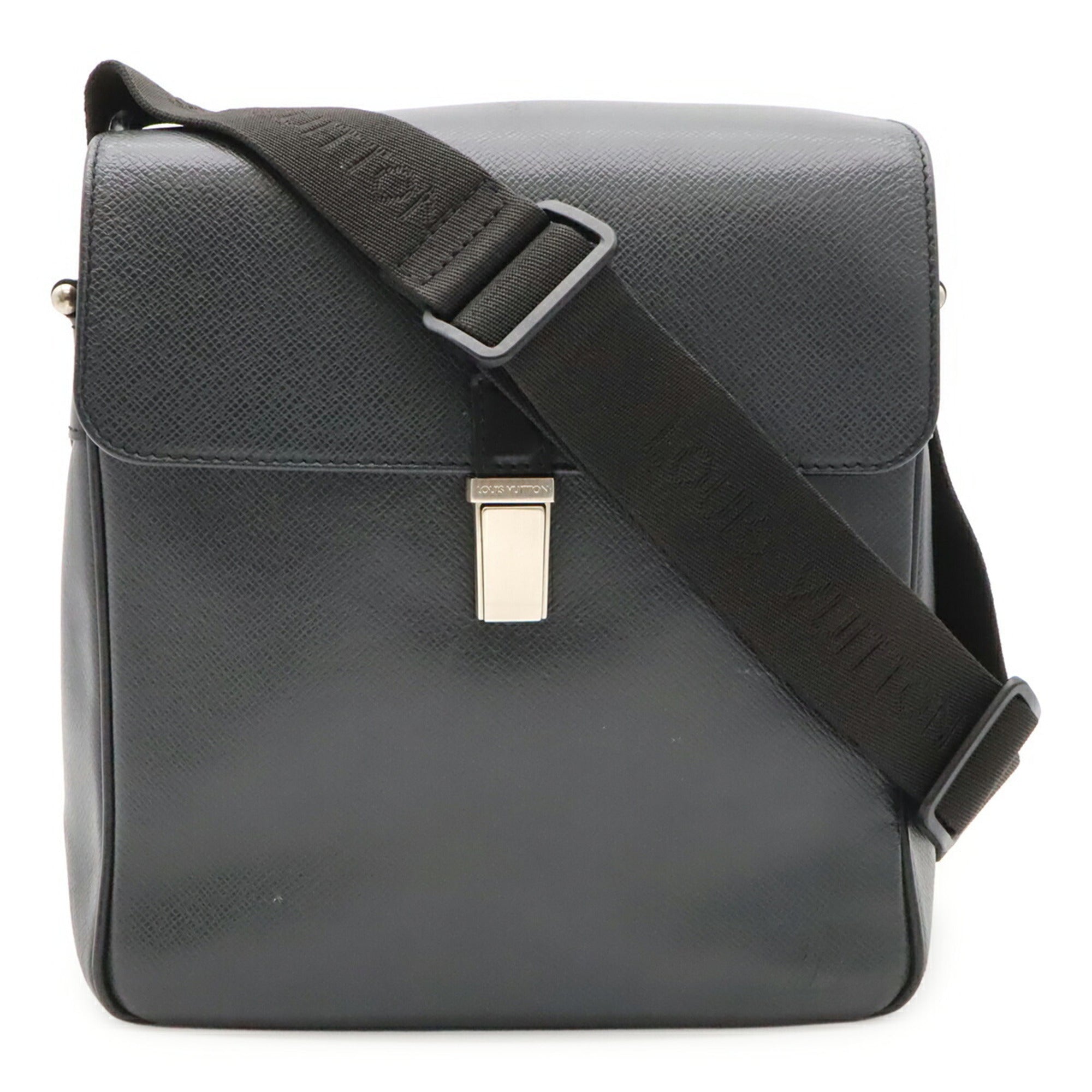 Louis Vuitton Ardoise Black Taiga Leather Shoulder Bag (Pre-Owned)