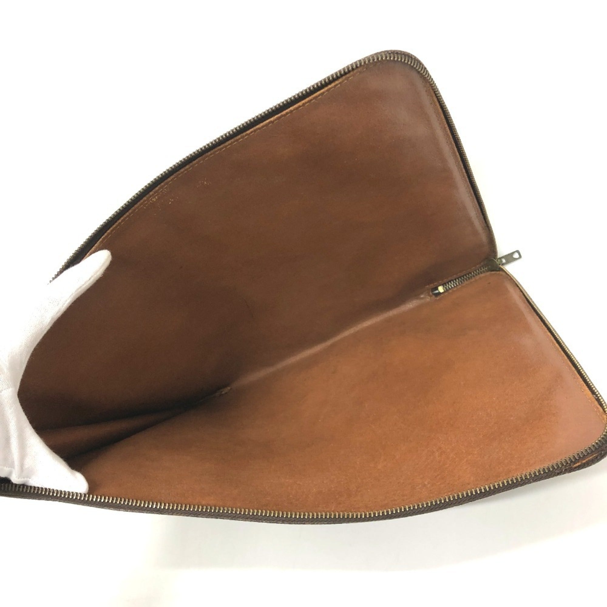 Louis Vuitton Brown Monogram Canvas Clutch Bag (Pre-Owned)