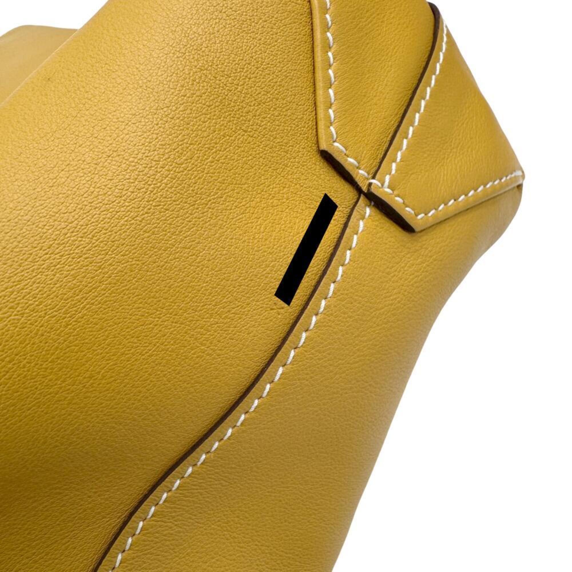 Hermes Rose Sakura Leather Tote Bag (Pre-Owned)