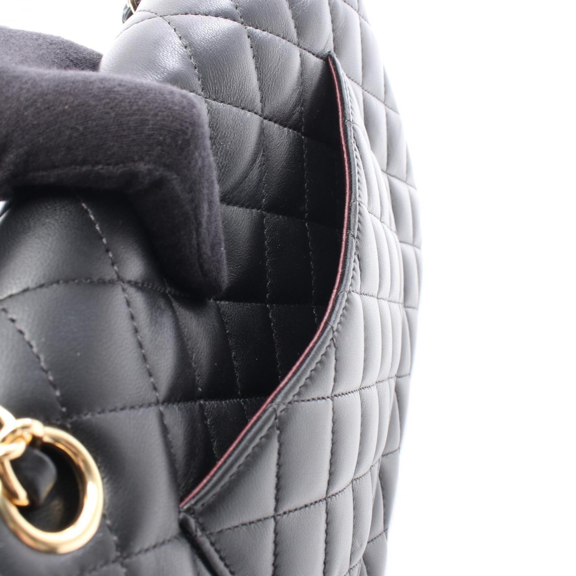 Chanel Black Leather Handbag Shoulder Bag (Pre-Owned)