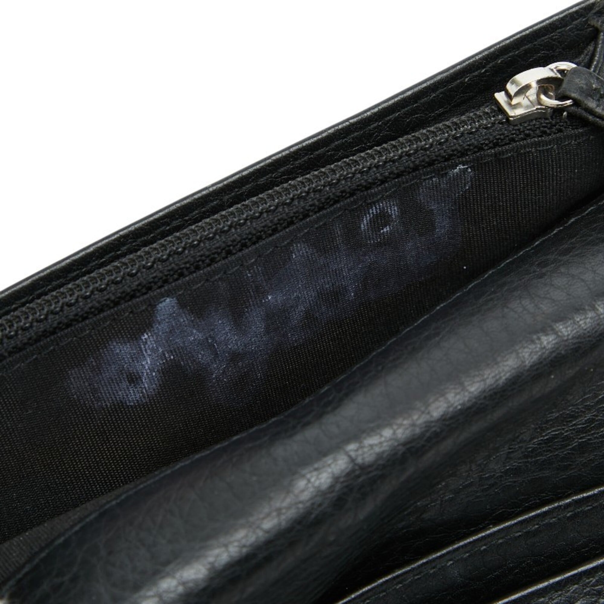 Chanel Black Leather Long Wallet (Bi-Fold) (Pre-Owned)