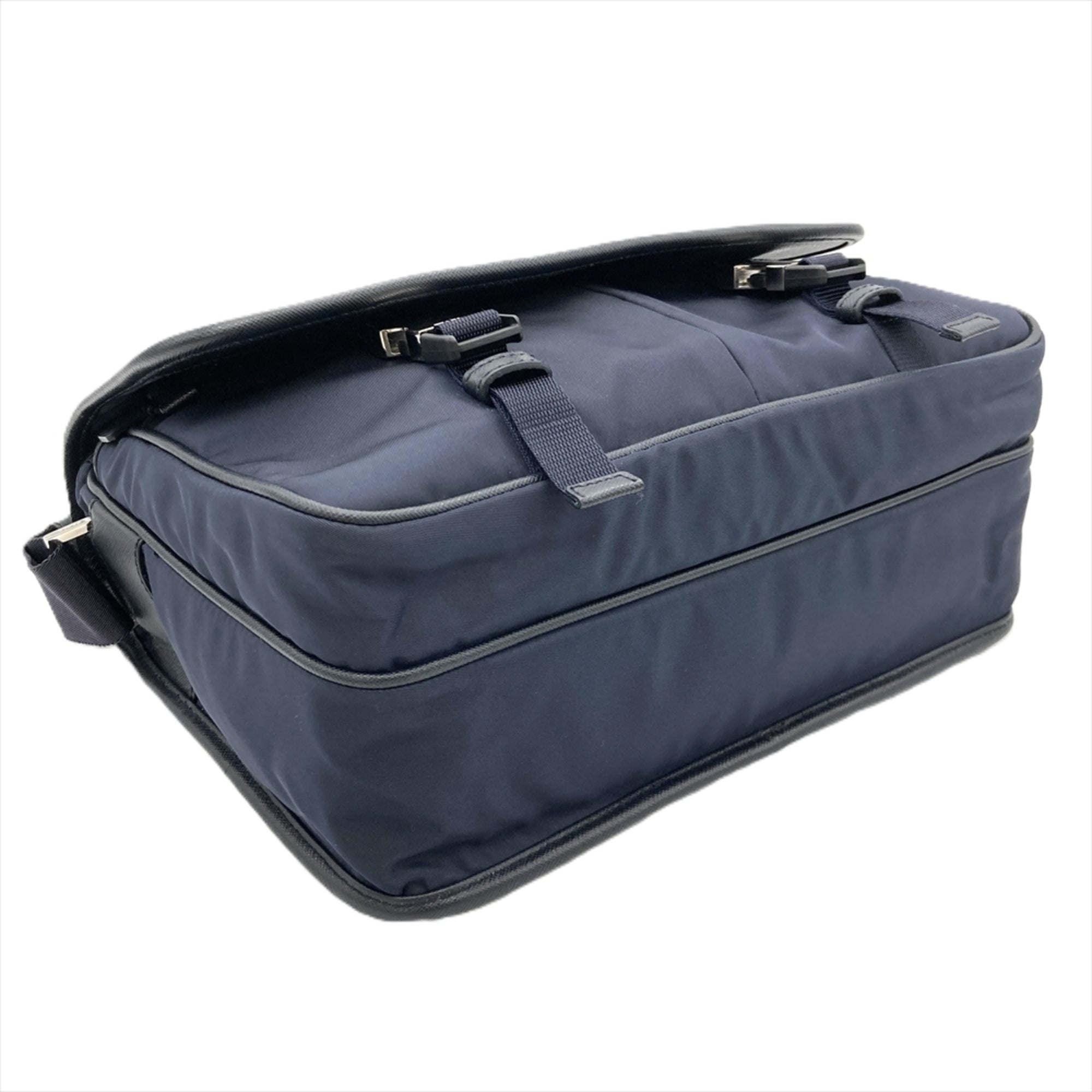 Prada Navy Nylon Shoulder Bag (Pre-Owned)