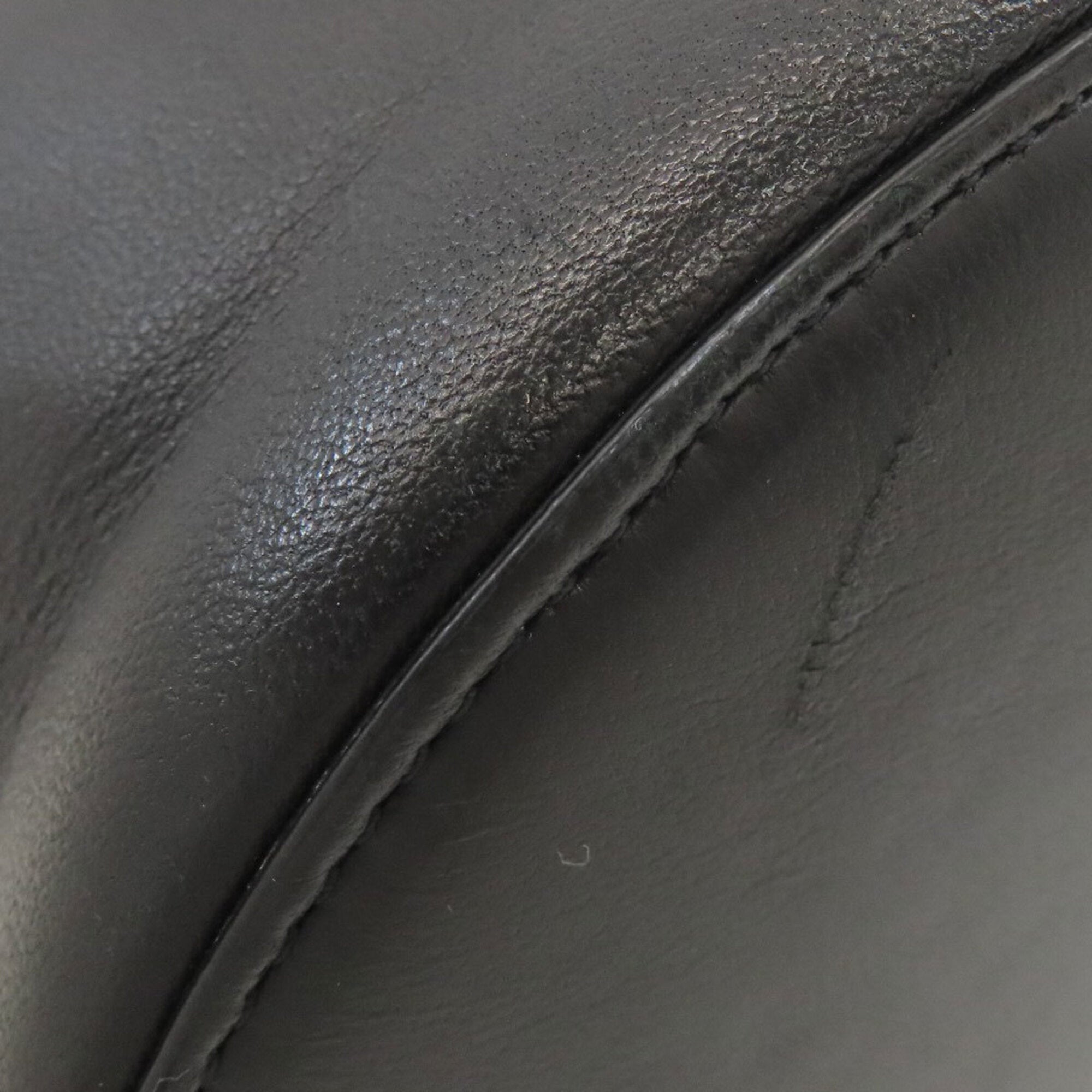 Bottega Veneta Black Leather Handbag (Pre-Owned)