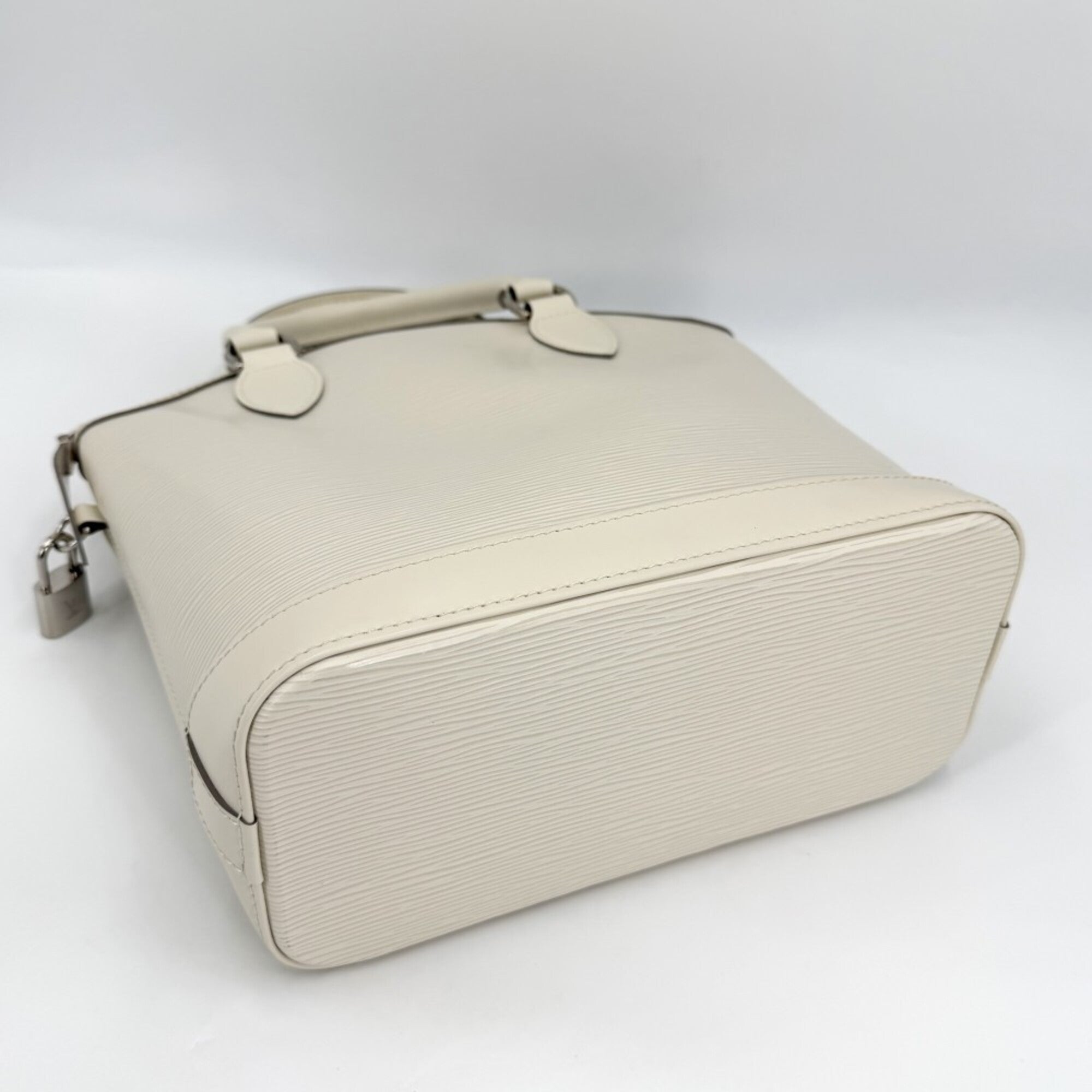 Louis Vuitton Epi Ivory Epi Leather Handbag Tote Bag (Pre-Owned)
