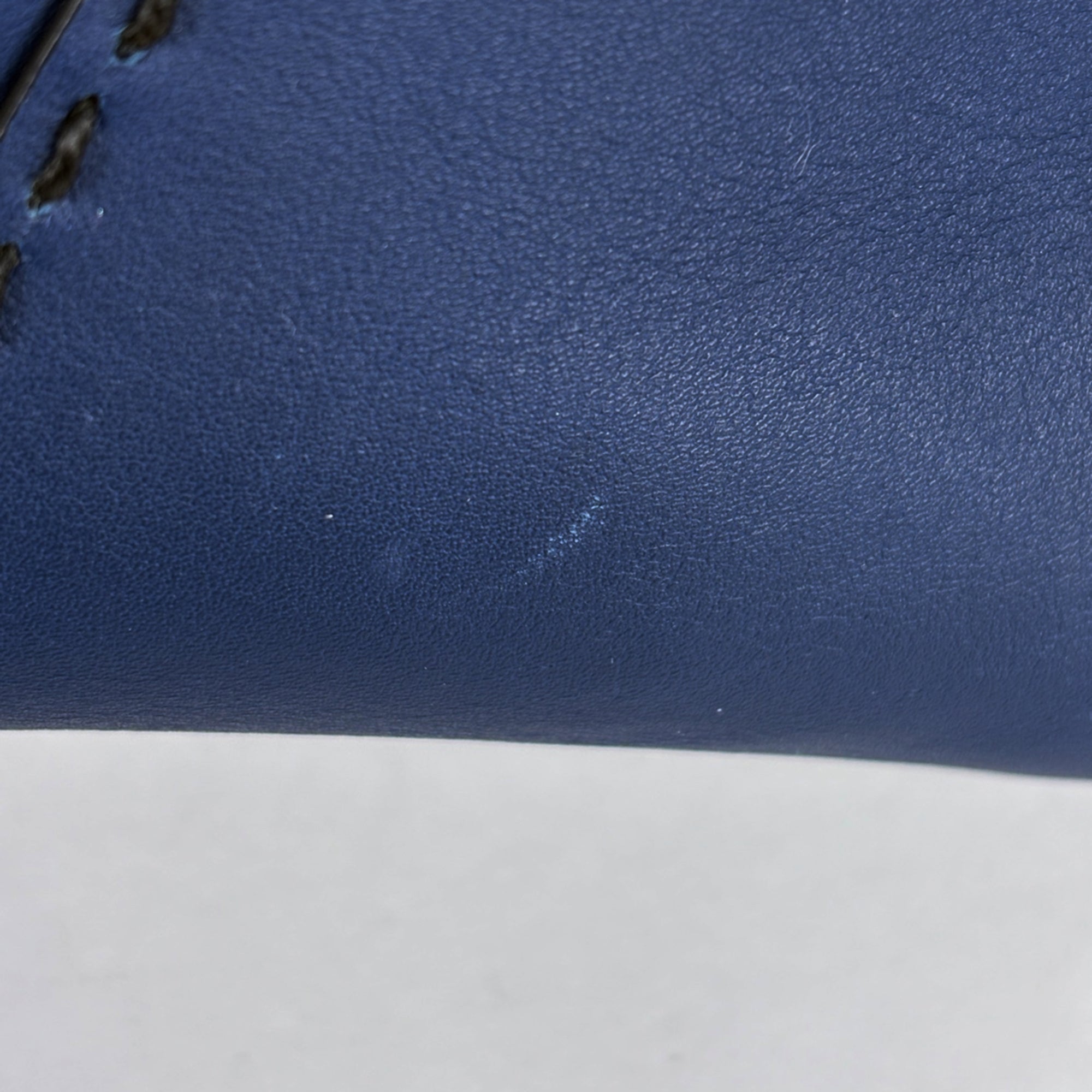 Prada Blue Leather Handbag (Pre-Owned)