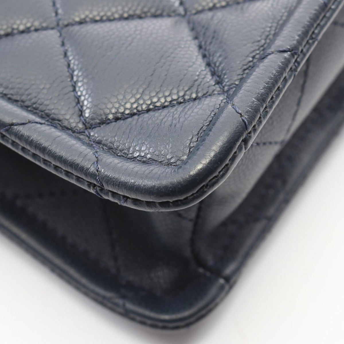 Chanel Matelasse Navy Leather Handbag Shoulder Bag (Pre-Owned)