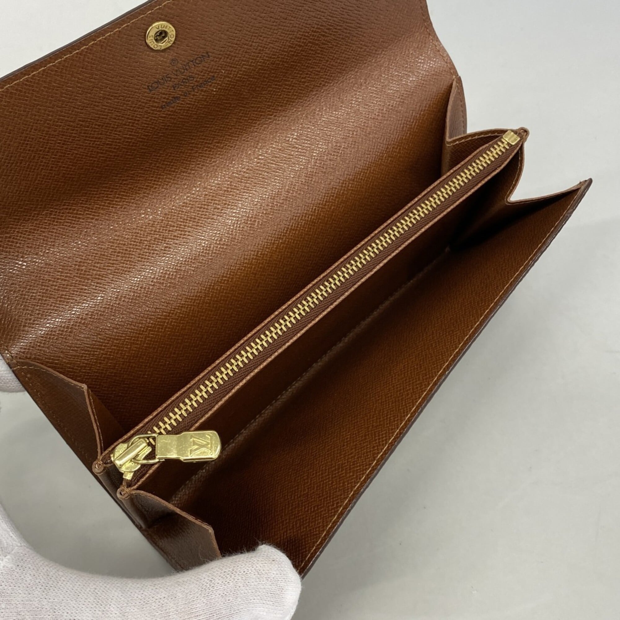 Louis Vuitton Brown Long Wallet (Bi-Fold) (Pre-Owned)