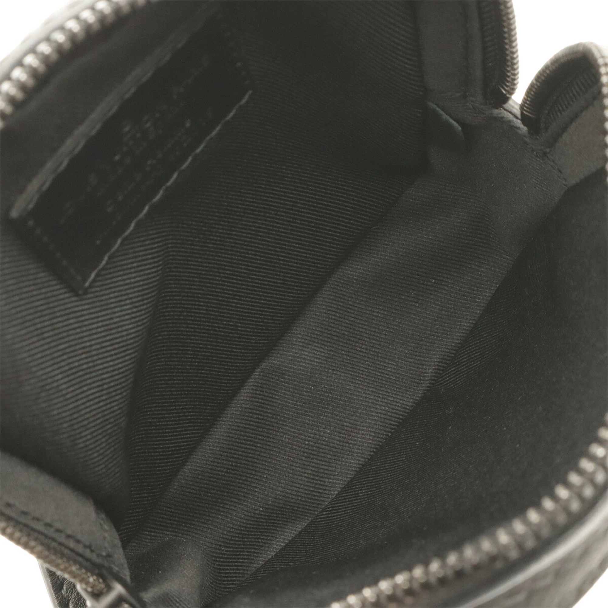 Louis Vuitton Multi-Color Noir Taiga Leather Pochette Shoulder Bag (Pre-Owned)