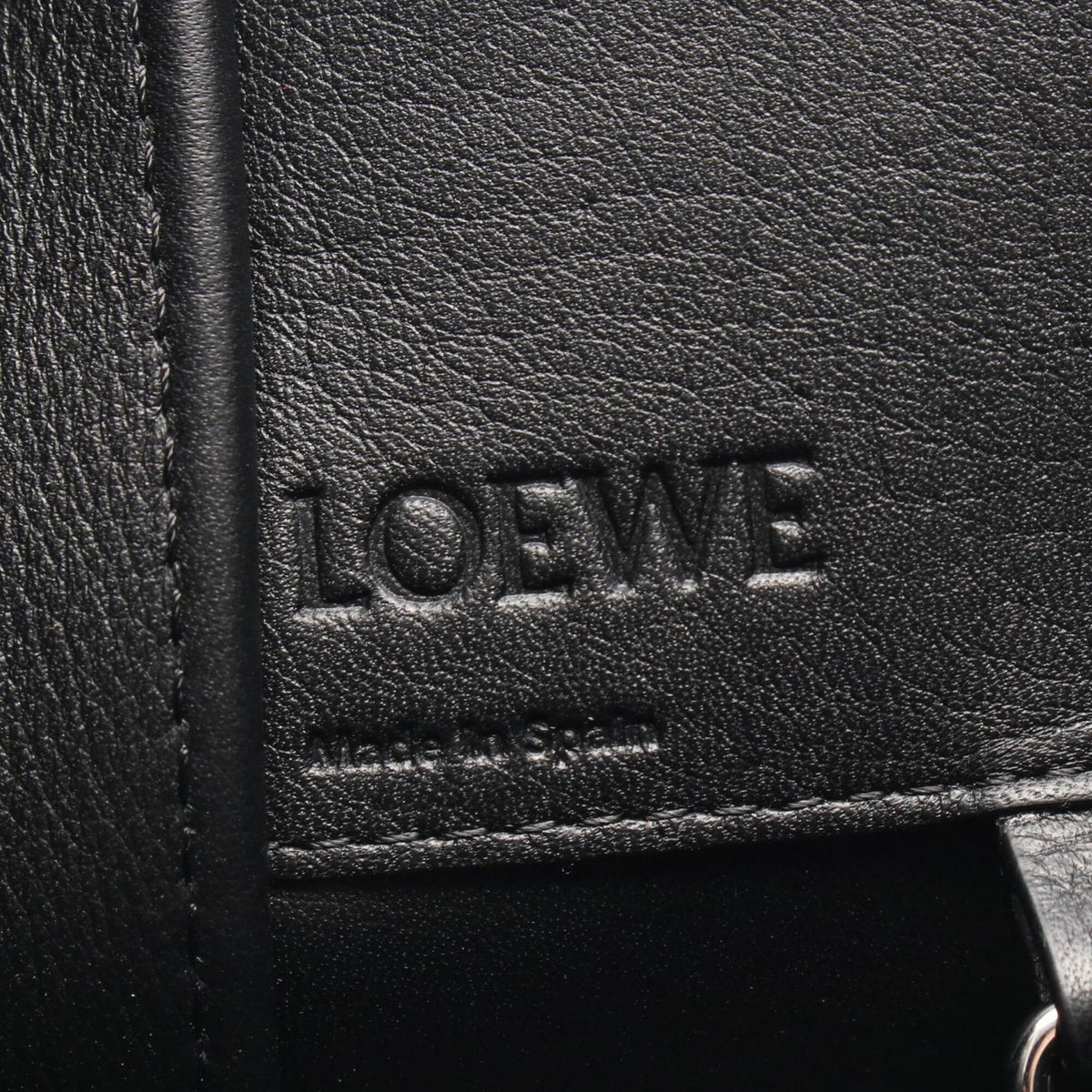 Loewe Gray Suede Leather Handbag (Pre-Owned)