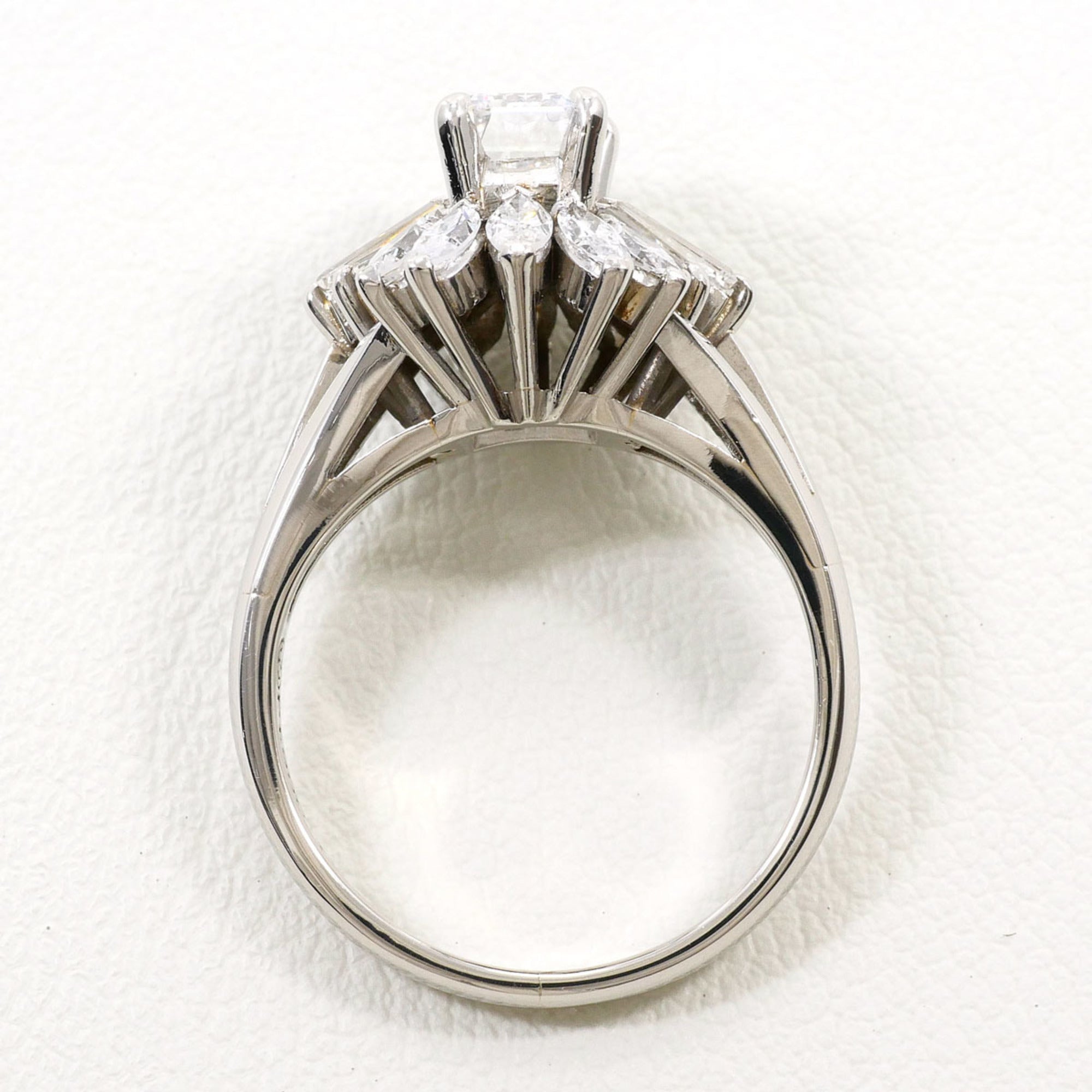 Unbranded Platinum Platinum 900 Band Ring (Pre-Owned)