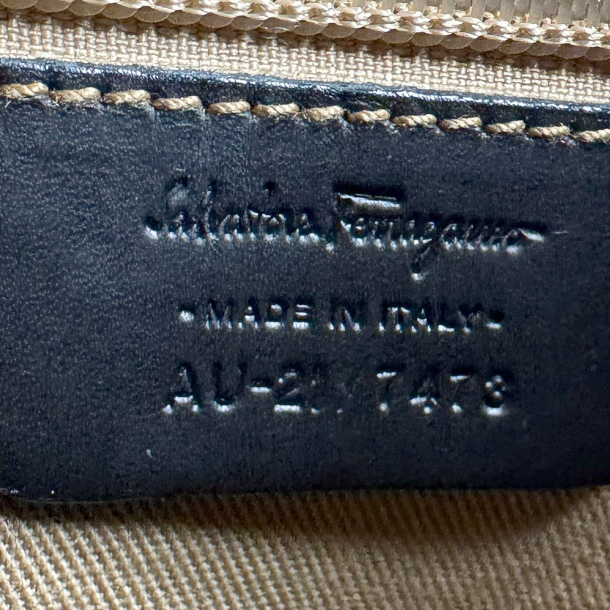 Salvatore Ferragamo Black Coated Canvas Leather Shoulder Bag (Pre-Owned)