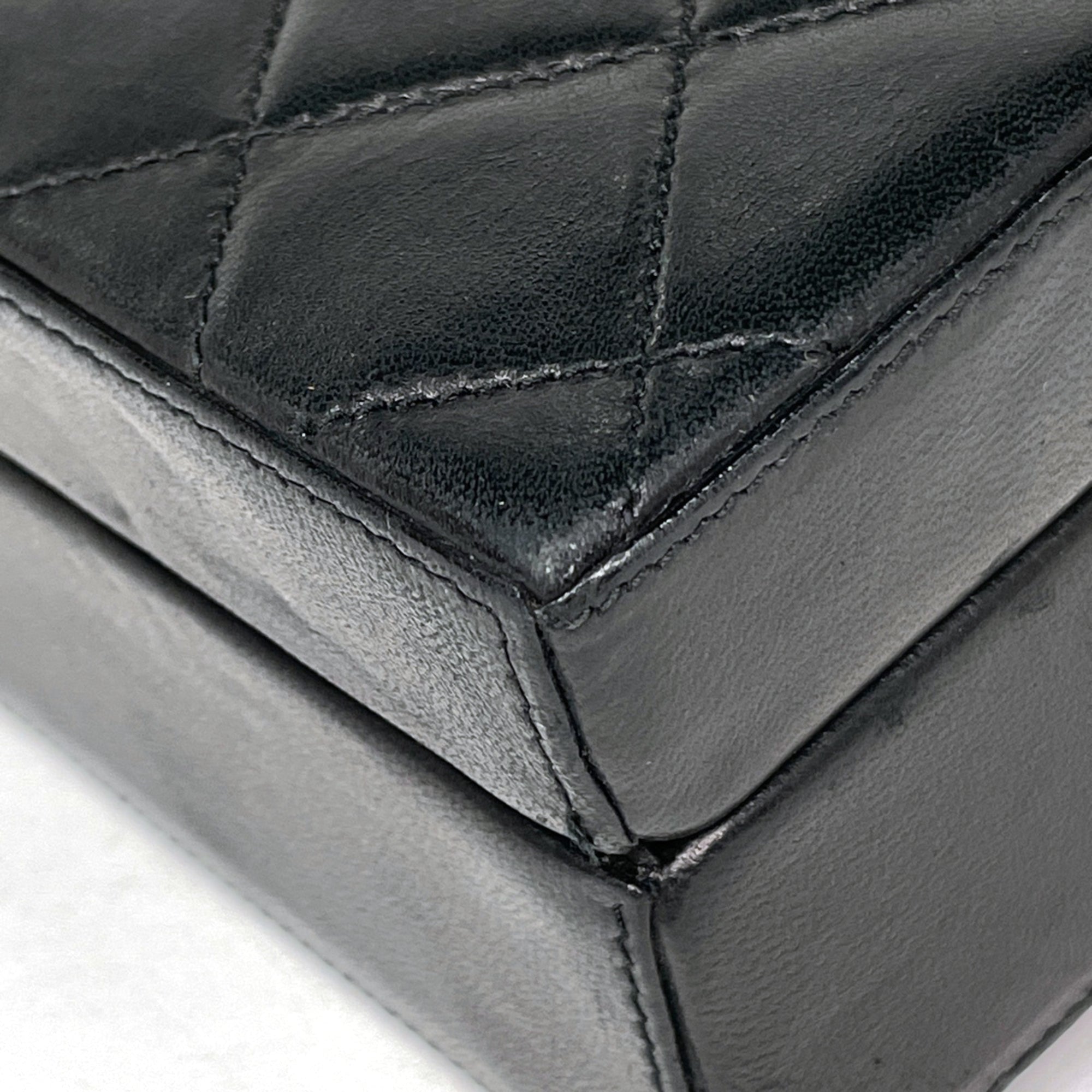 Chanel Black Leather Handbag Shoulder Bag (Pre-Owned)