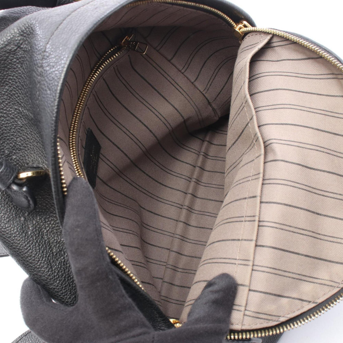 Louis Vuitton Black Leather Backpack (Pre-Owned)