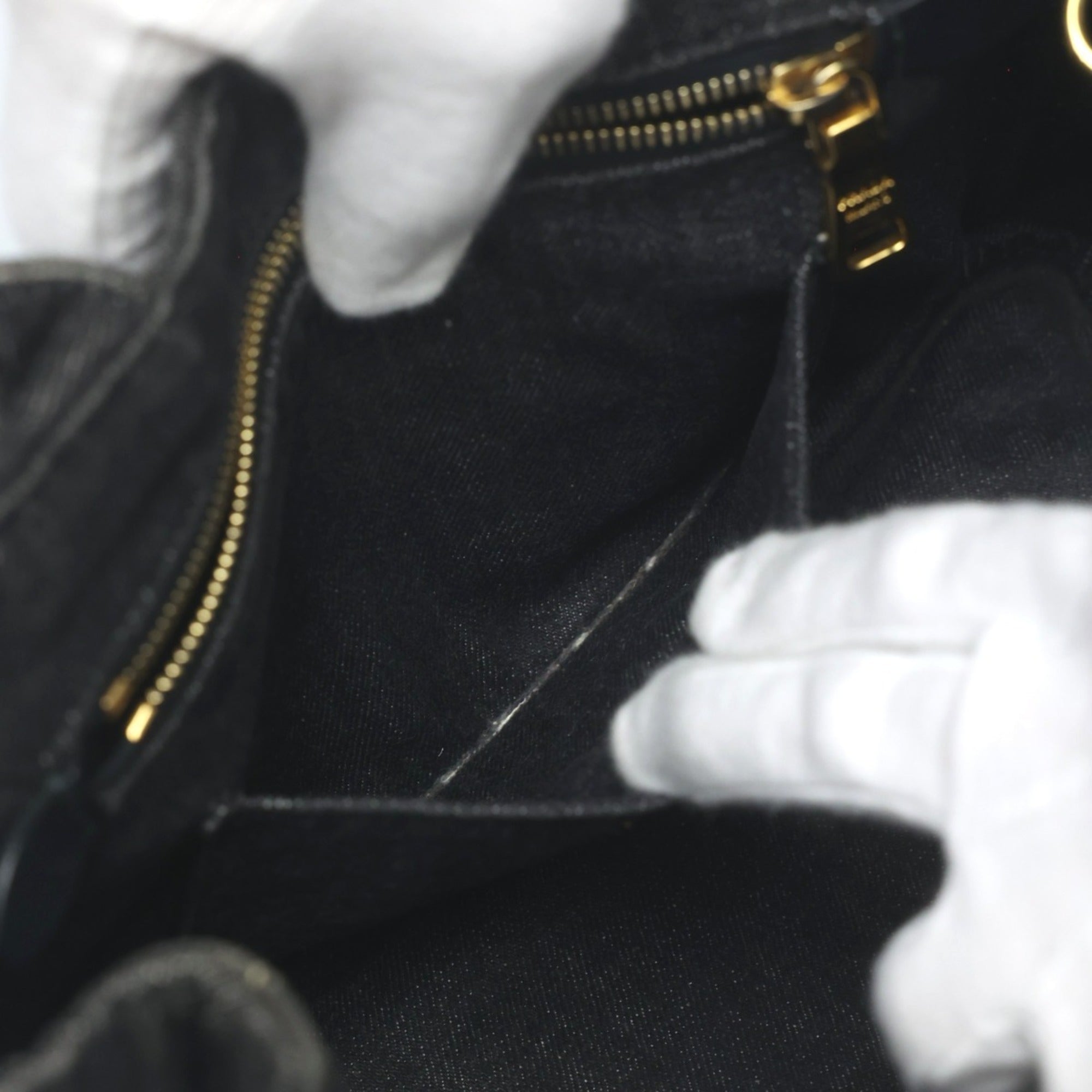 Prada Black Denim Tote Bag (Pre-Owned)